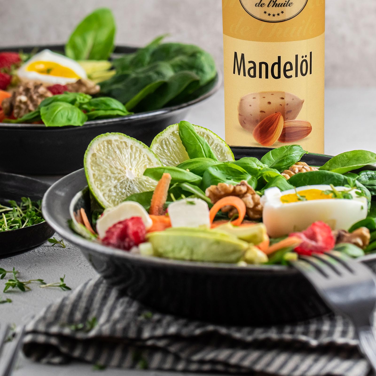 Château de l’huile Geröstetes Mandelöl – 250ml, 2er Pack | In UV-lichtgeschützter Dose für optimale Frische - Kaltgepresst aus Süßmandeln, reich an gesunden Fettsäuren und Vitamin E