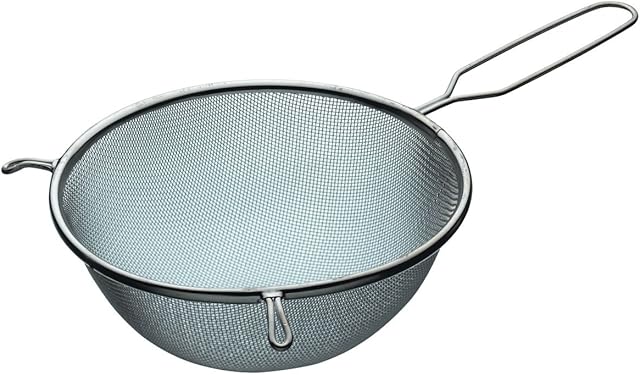 KitchenCraft KCSTRAIN20 Large Sieve with Handle, Tin-Coated Metal, 20 cm, Silver