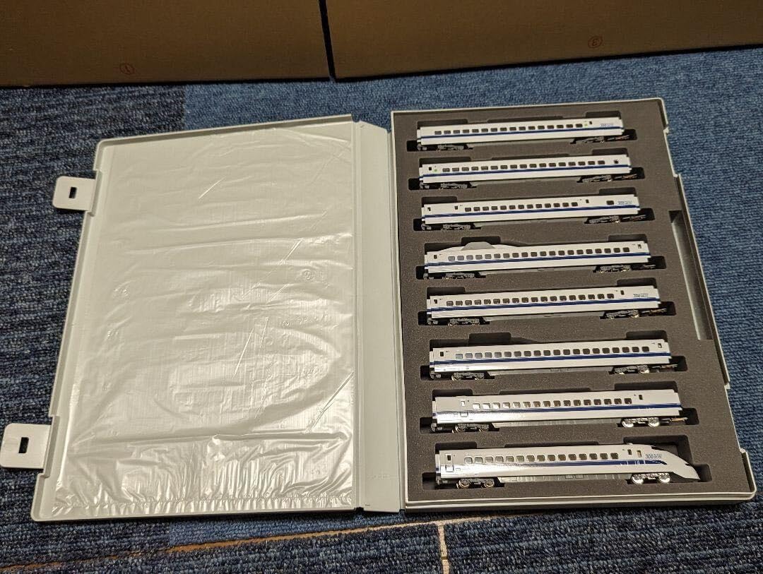 TOMIX 92997 JR ありがとう 300系 東海道新幹線セット 限定品 限定品】 JR 300-0系 東海道新幹線 「ありがとう。300系」 (16両