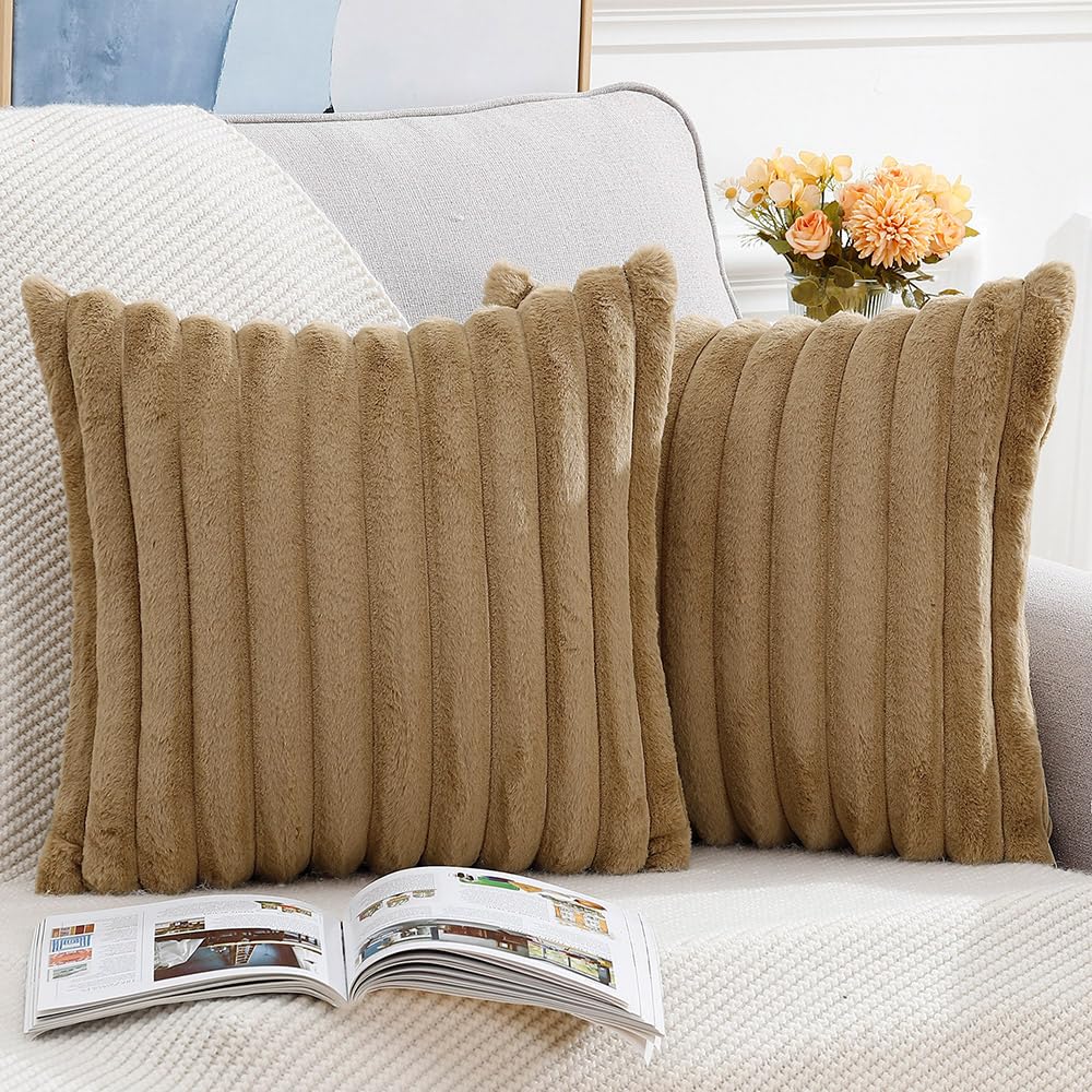 Housses De Coussin Madizz - Fausse Fourrure Carreaux - 60x60 Cm - Lot De 2 - Beige