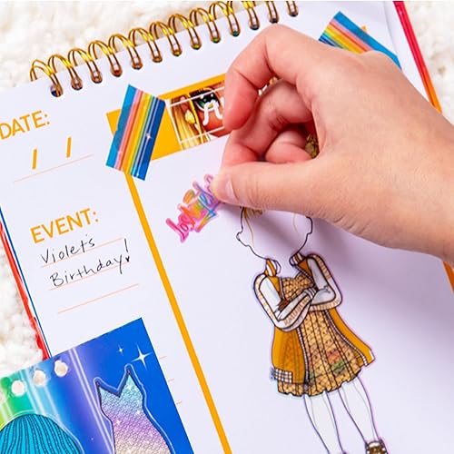 Miniatura 6 de Rainbow High Fashion Runway by Horizon Group USA, Dress Up 6 muñecas troqueladas, más de 100 accesorios incluyendo telas y calcomanías