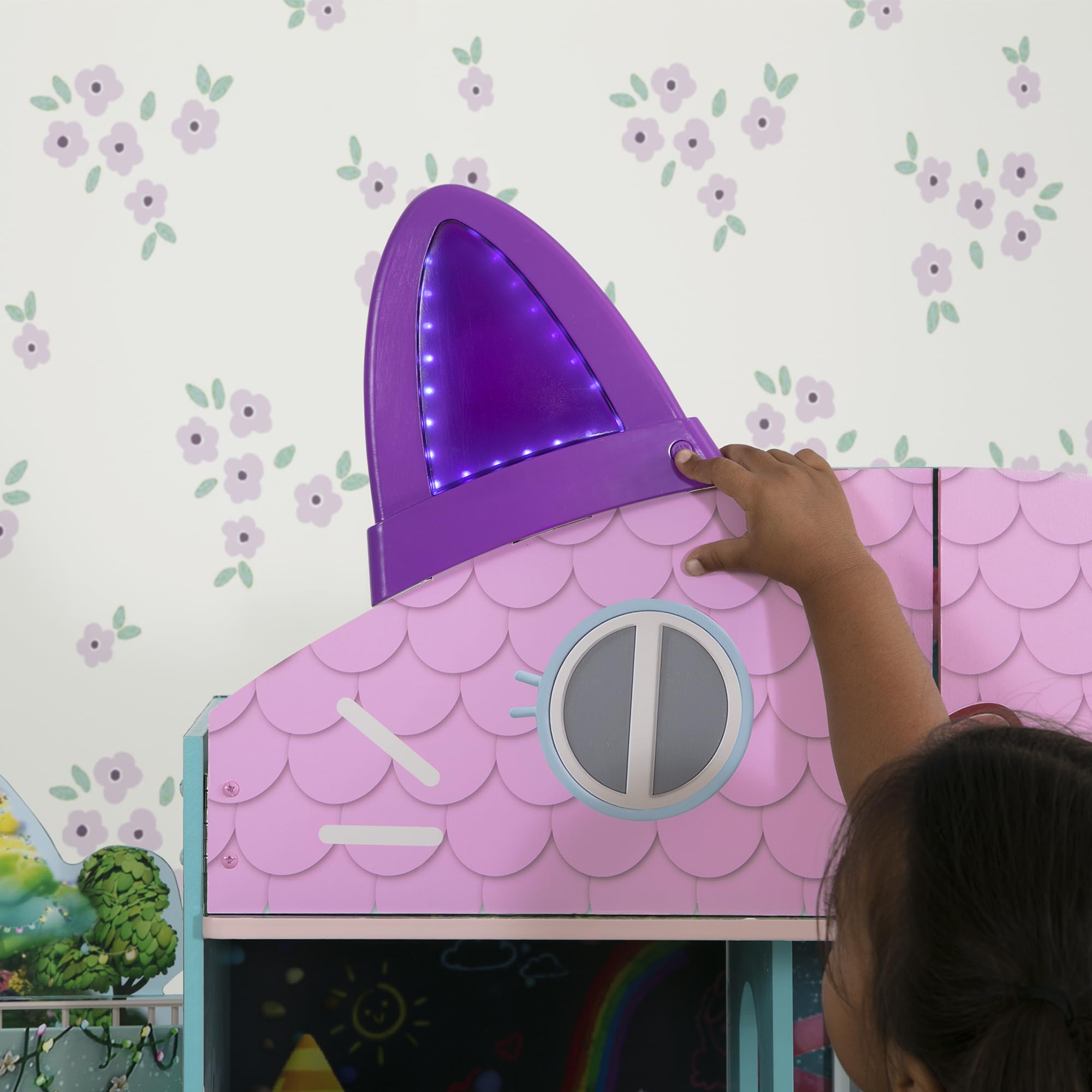 Gabby’s Dollhouse Purrfect Playhouse by Delta Children – Features Sounds & Light Up Ears - Includes 20 Accessories - Fits 8-inch Dolls - Pretend Play Dream Gift for Ages 3