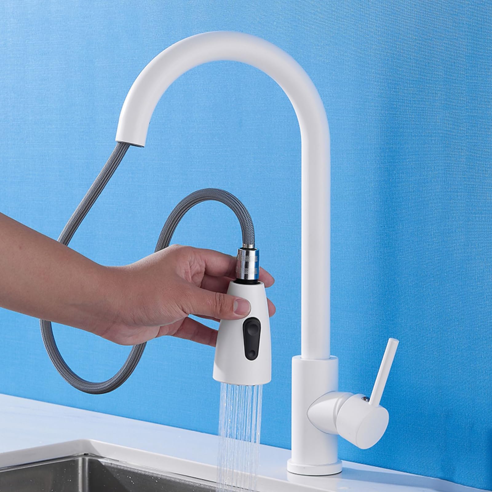 DFGHNBVC Pull Down Kitchen Faucet With Sprayer Single Handle Swivel Design Hot Cold Water Mixer Brass Construction Single Hole Installation Modern Kitchen Sink Tap