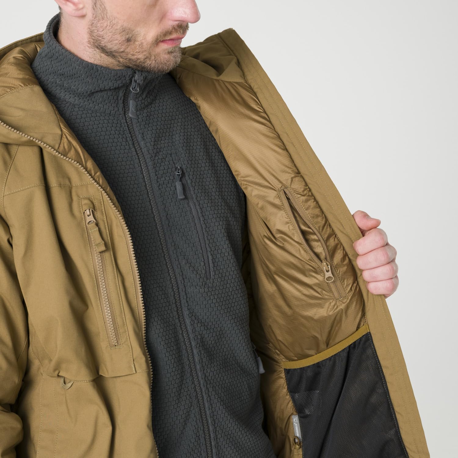 Helikon-Tex Winter Yukon Herren Tactical Jacke - Robuste Bushcraft Winterjacke - Climashield Isolierung - 8 Taschen