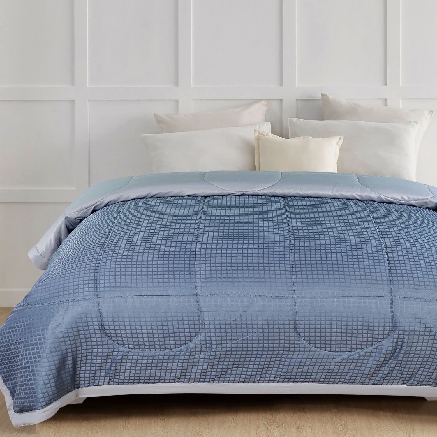 A Homes Grace Double Bed 200 GSM Classic Check AC Comforter - Microfiber All Season Double Bed Luxurious Comforter - Premium Bedding Collection (Grey, 220x240 cms)