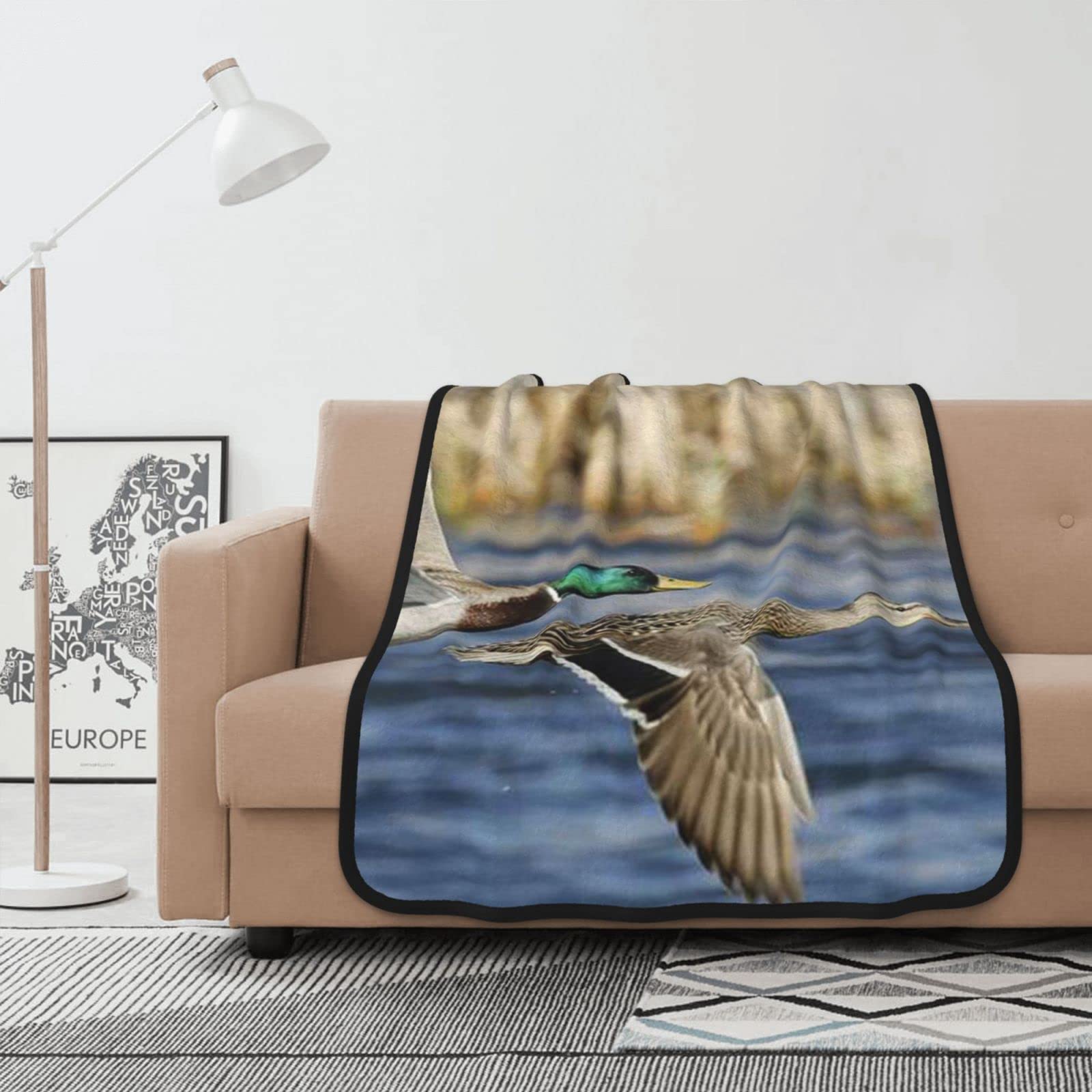 Couverture flanelle canards colverts pour vos soirées cocooning au salon