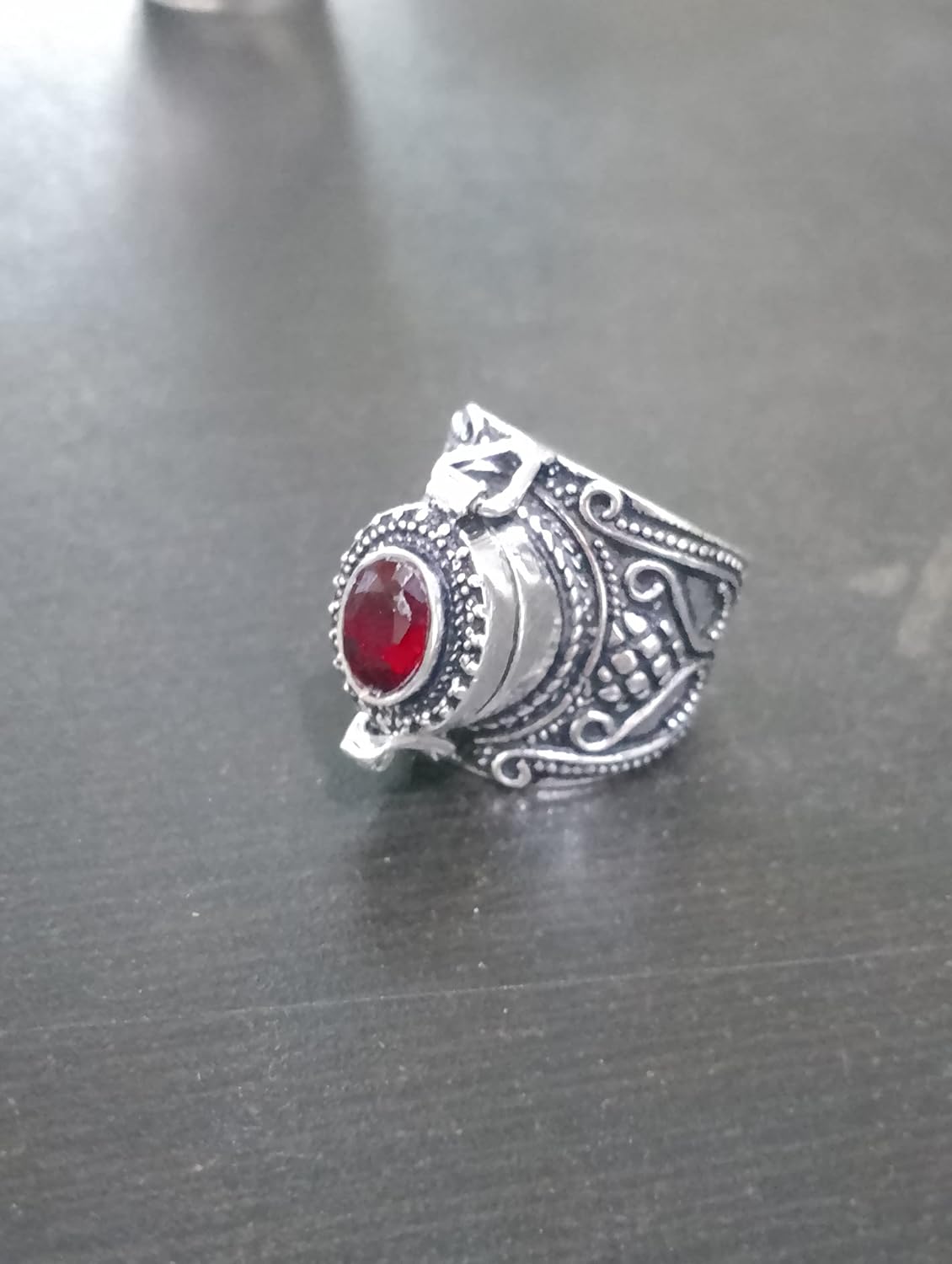Mother's Day Gifts, Red Garnet Ring, Poison Box Ring, red Color Stone Ring, Birthstone Ring, Locket Ring, Poison Pill Box, Designer Box Ring, Healing Crystal Ring, Wide Band Ring