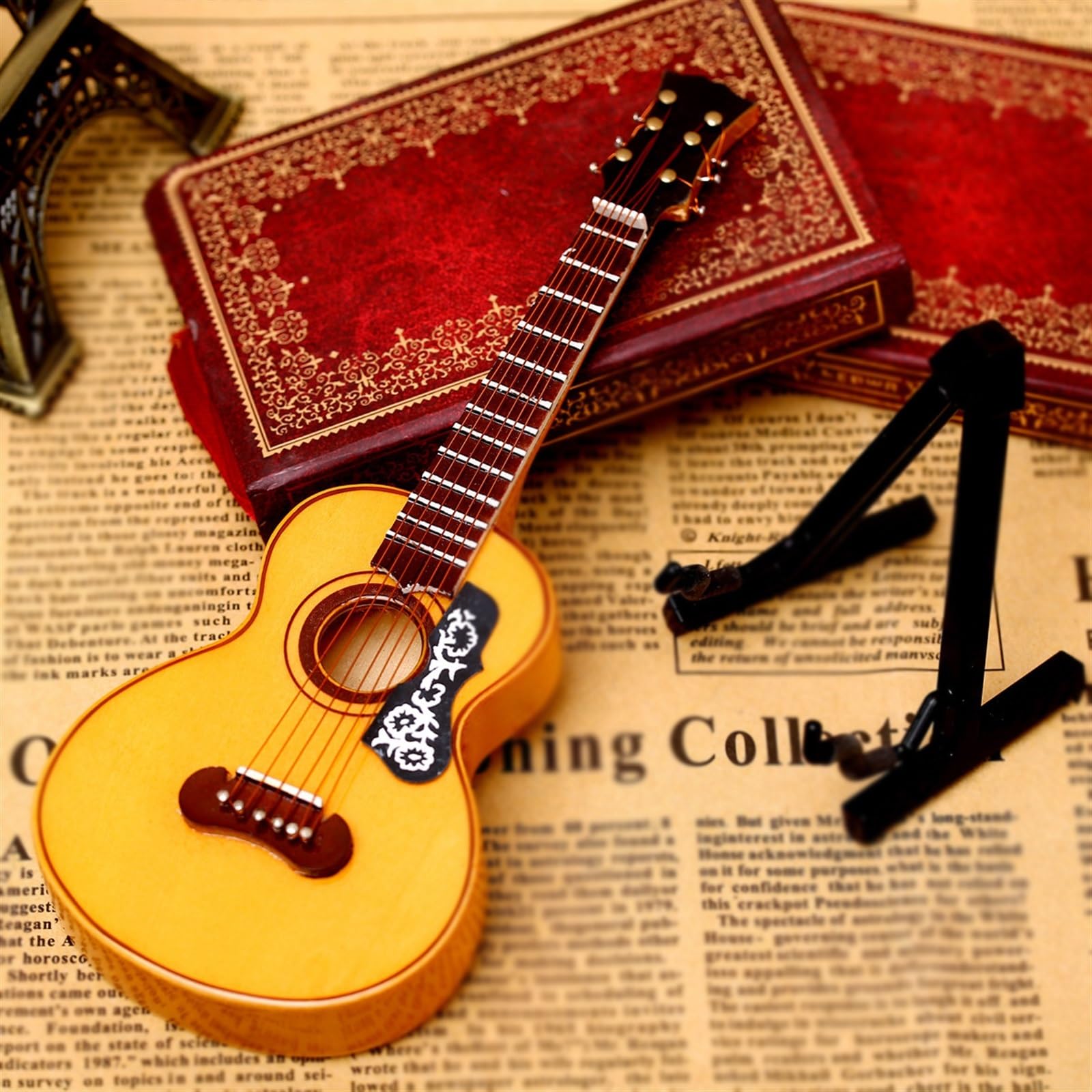 ZAMASS Musical Ornaments Decoration Miniature Wooden Guitar Model Mini Guitar Musical Instrument Ornaments with Case and Stand (Color : 10cm)