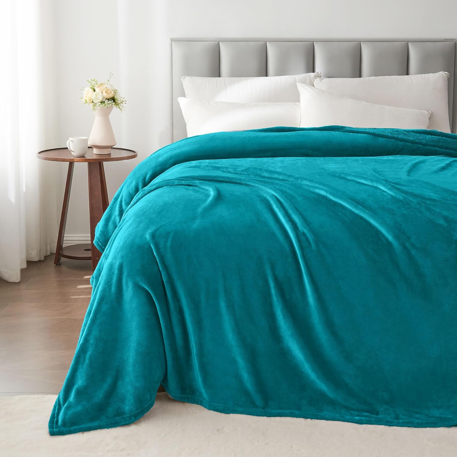 BEDELITE Fleece Blankets Queen Size Bluebird Throw Blankets for Bed, Luxury Plush Cozy Fuzzy Blanket 90x90 inches, Super Soft Warm Lightweight Throw Blanket All Seasons Suitable - Image 6