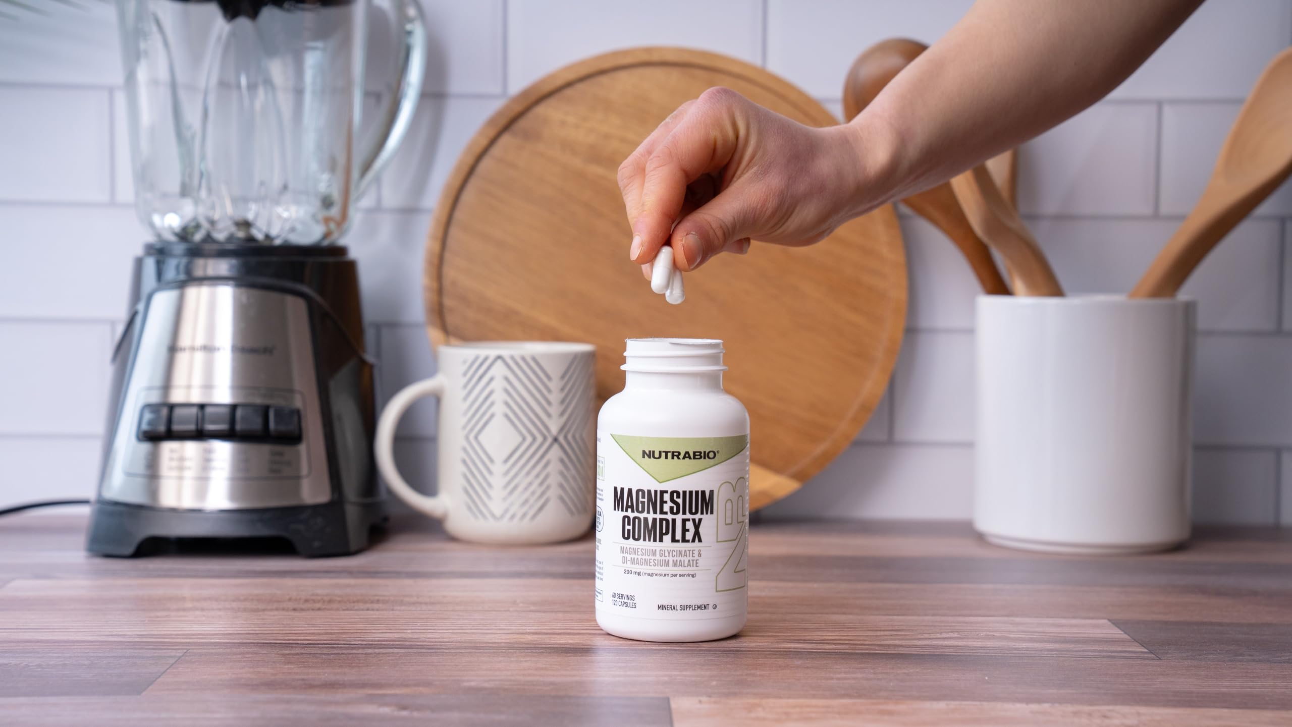 NutraBio Magnesium Complex Supplement, Magnesium Glycinate for Sleep, Biglycinate, D-Magnesium Malate, Muscle & Nerve Support, for Men and Women, 120 Vegetable Capsules — Amazon image 3