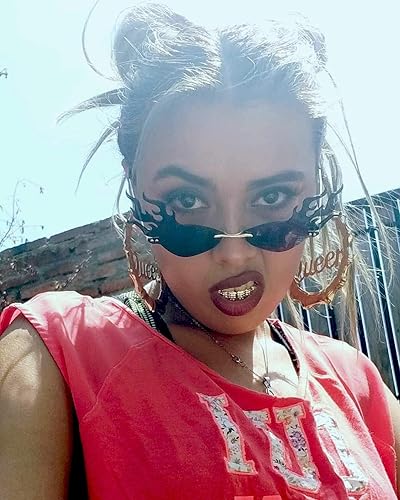 Miniatura 5 de TOPGRILLZ Grillz de Corazón de Póker para Tus Dientes, Grillz para Dientes Hombres Grillz para Mujeres, Latón Chapado en Oro de 18K con Circonita