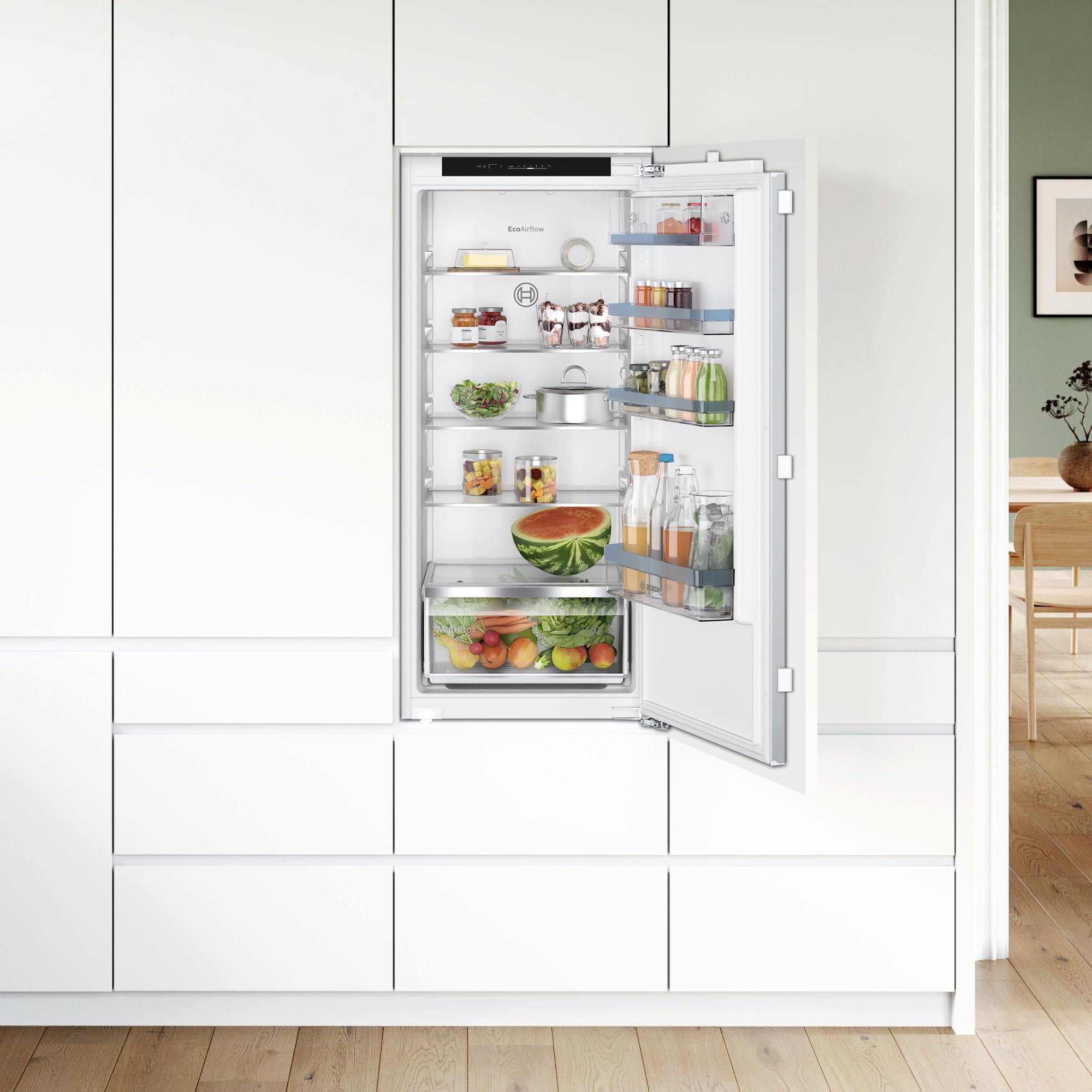 Bosch, Frigorífico integrable, Serie 4, Refrigeración Súper, KIR41VFE0 | Enfría rápidamente los nuevos alimentos para mantener la cadena de frío.
