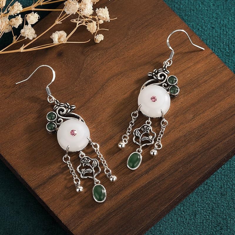 Pendentif à pompon ton argent et pierre blanche synthétique : le cadeau idéal - 3