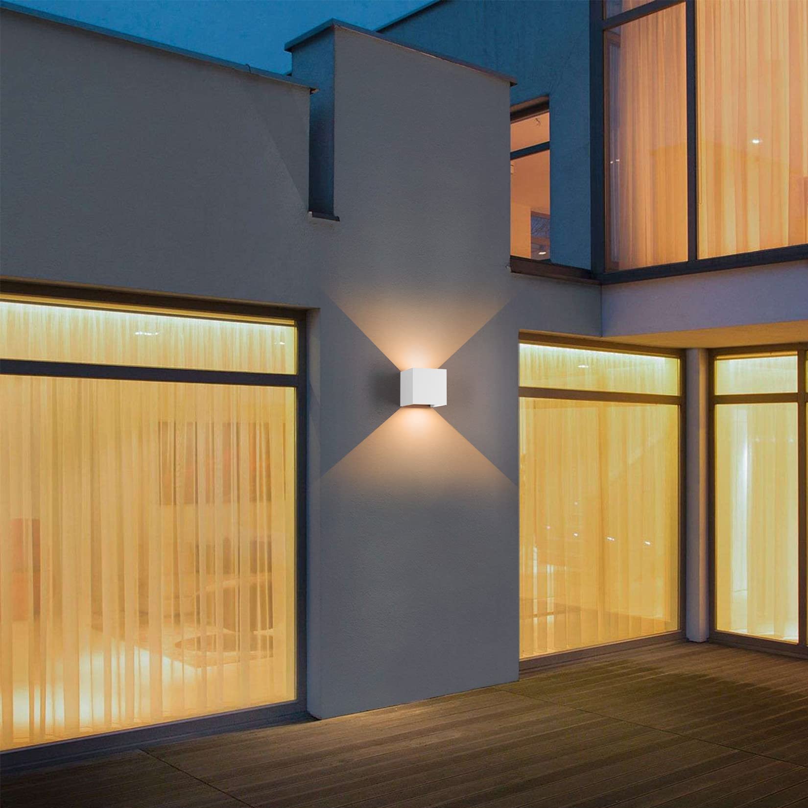Klighten Aplique de pared con sensor de movimiento, 12W Aplique pared exterior/interior con haz de luz ajustable, 3000K blanco cálido, Lámparas de pared Ip65 con sensor, Blanco