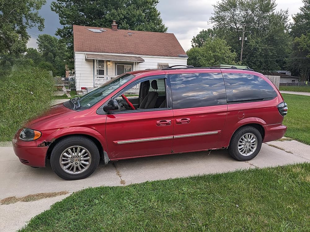 2pcs Side Window Deflectors, Outside Mount Sun Rain Guards, Window Visors fit for 96-07 Dodge Grand Caravan/Chrysler Town & Country 00-03 Voyager 96-00 Plymouth Grand Voyager 92305