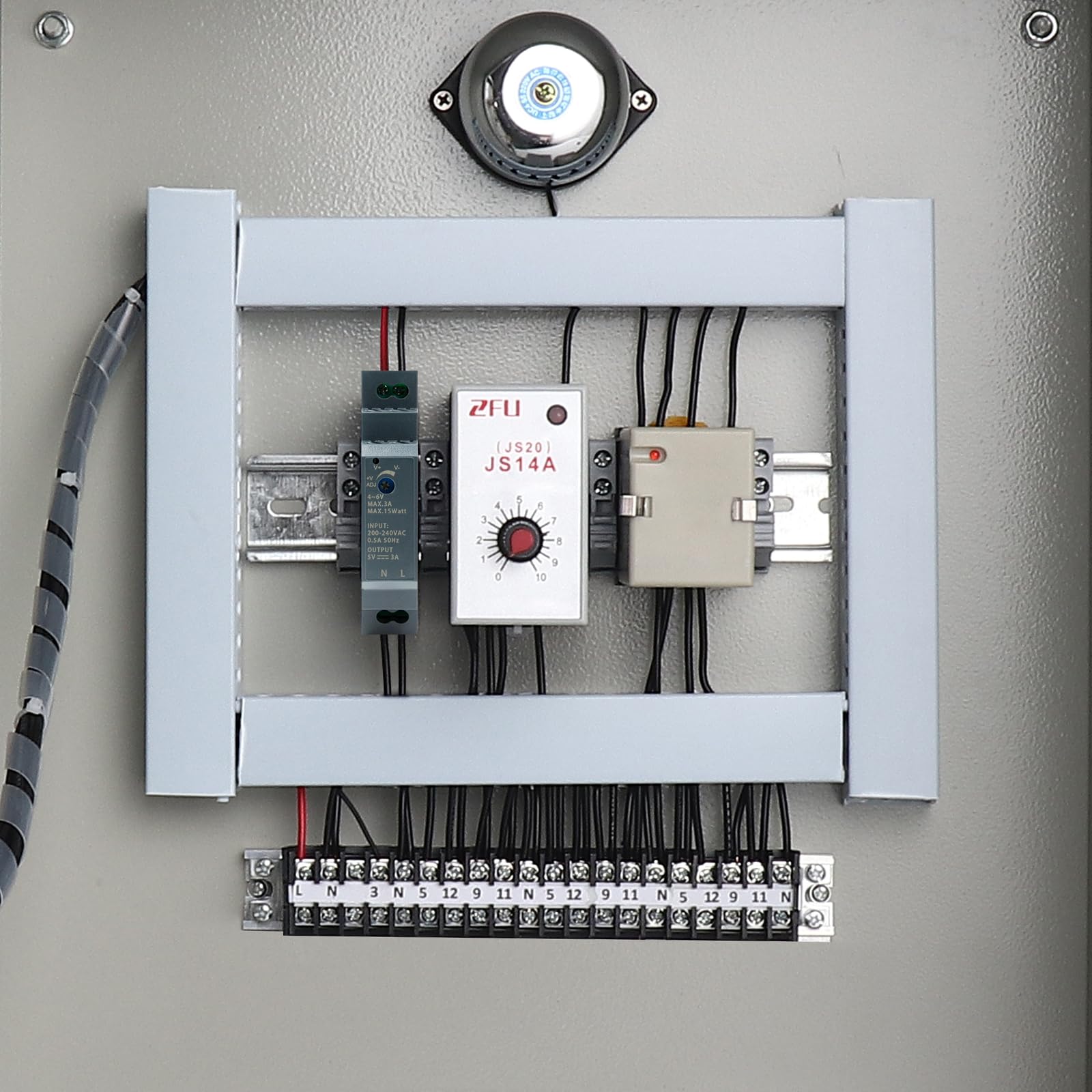 Alimentation pour rail DIN, série 56YSD15S Alimentation à découpage RS PRO 264V c.a. 5V c.c. 12 W | RS Alimentation pour rail DIN, série 56YSD15S Alimentation à découpage RS PRO 264V c.a. 5V c.c. 12 W | RS