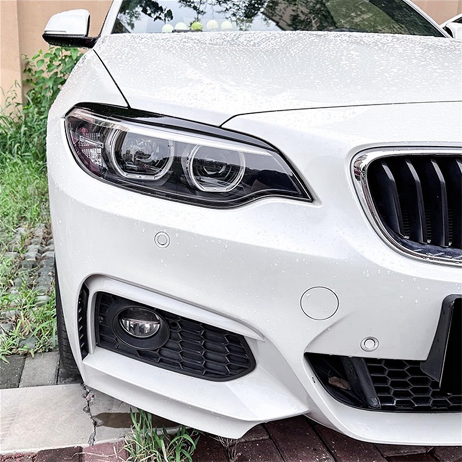 Naklejki samochodowe Pasuje do BMW serii 2 F22 F23 2015-2019 Osłona przedniego reflektora Pasek ozdobny Naklejka ozdobna na brwi Wymiana Rzęsy samochodowe do reflektorów(Gloss Black)