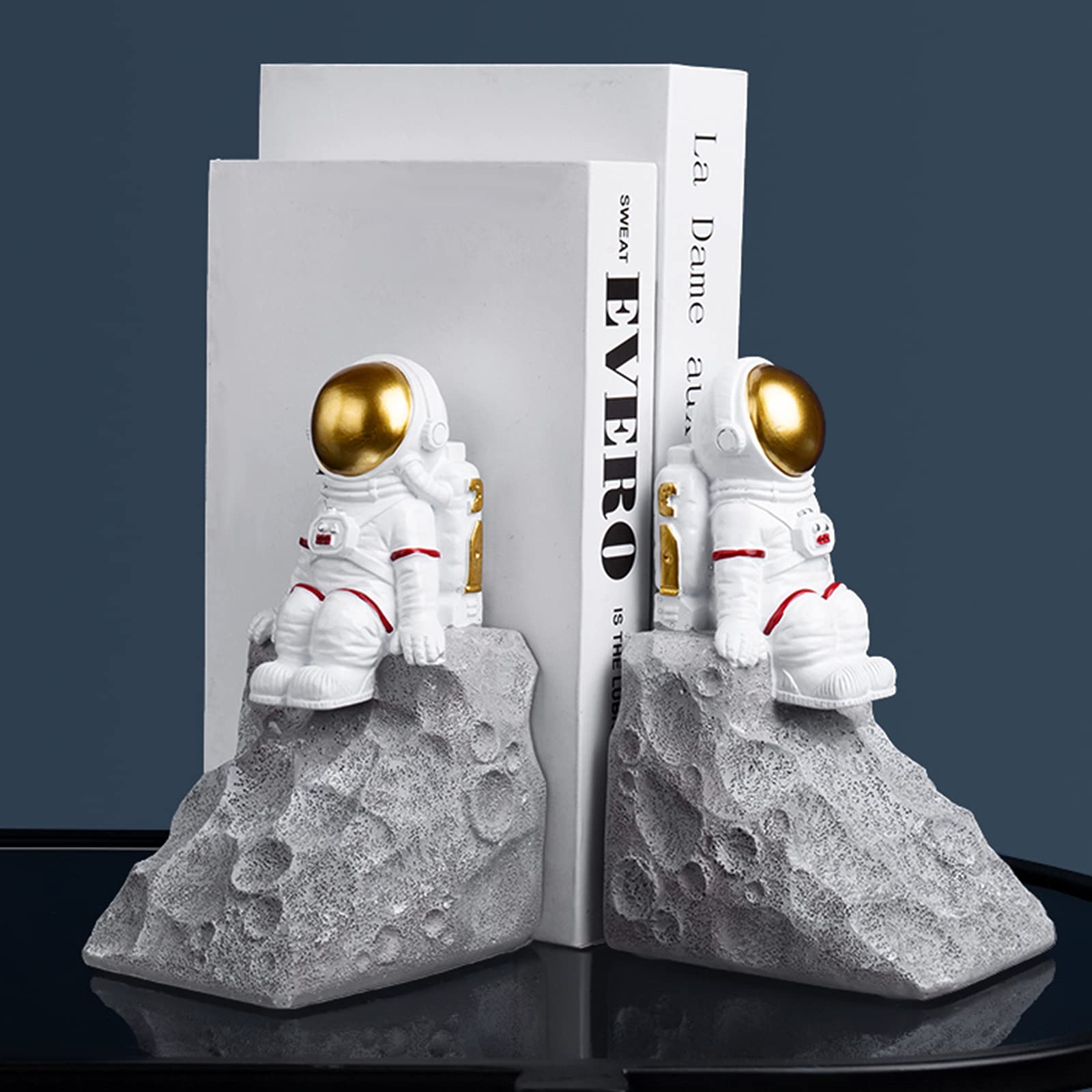 Serre-livres astronaute en cadeau idéal pour les passionnés d'espace et de lecture