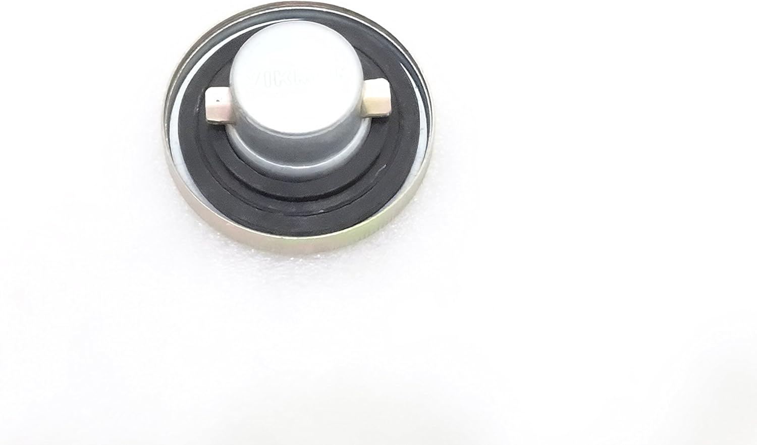 Royal Crusaders SUZUKI SIERRA SAMURAI SJ413 SJ410 GYPSY OIL TANK CAP (CARBURETOR MODEL)