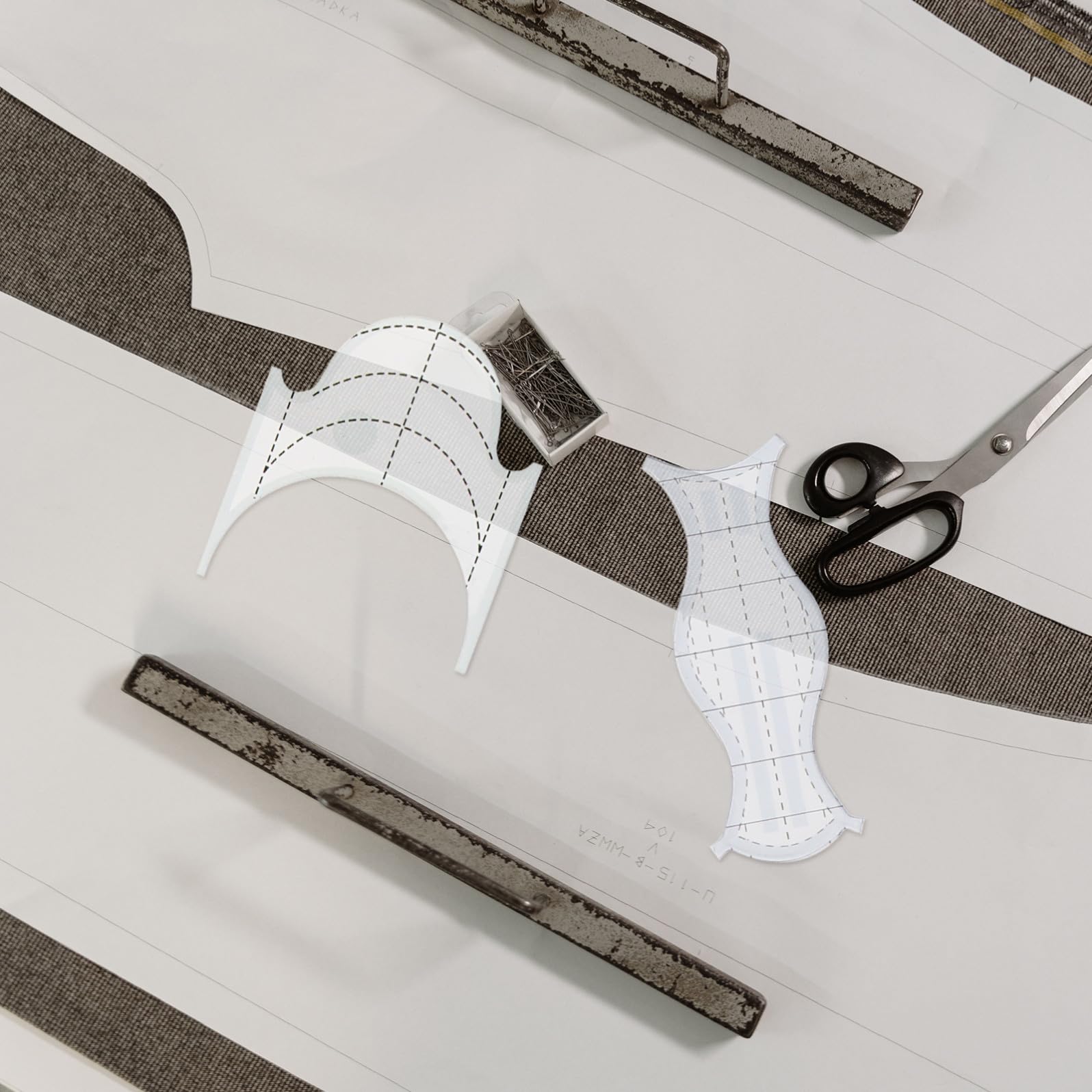 EXCEART 18piezas Regla De Acolchado Acrílica Para Costura y Patchwork Plantilla Para Diseño De Ropa Herramienta De Costura y Corte Compatible Máquinas De Coser De Mesa