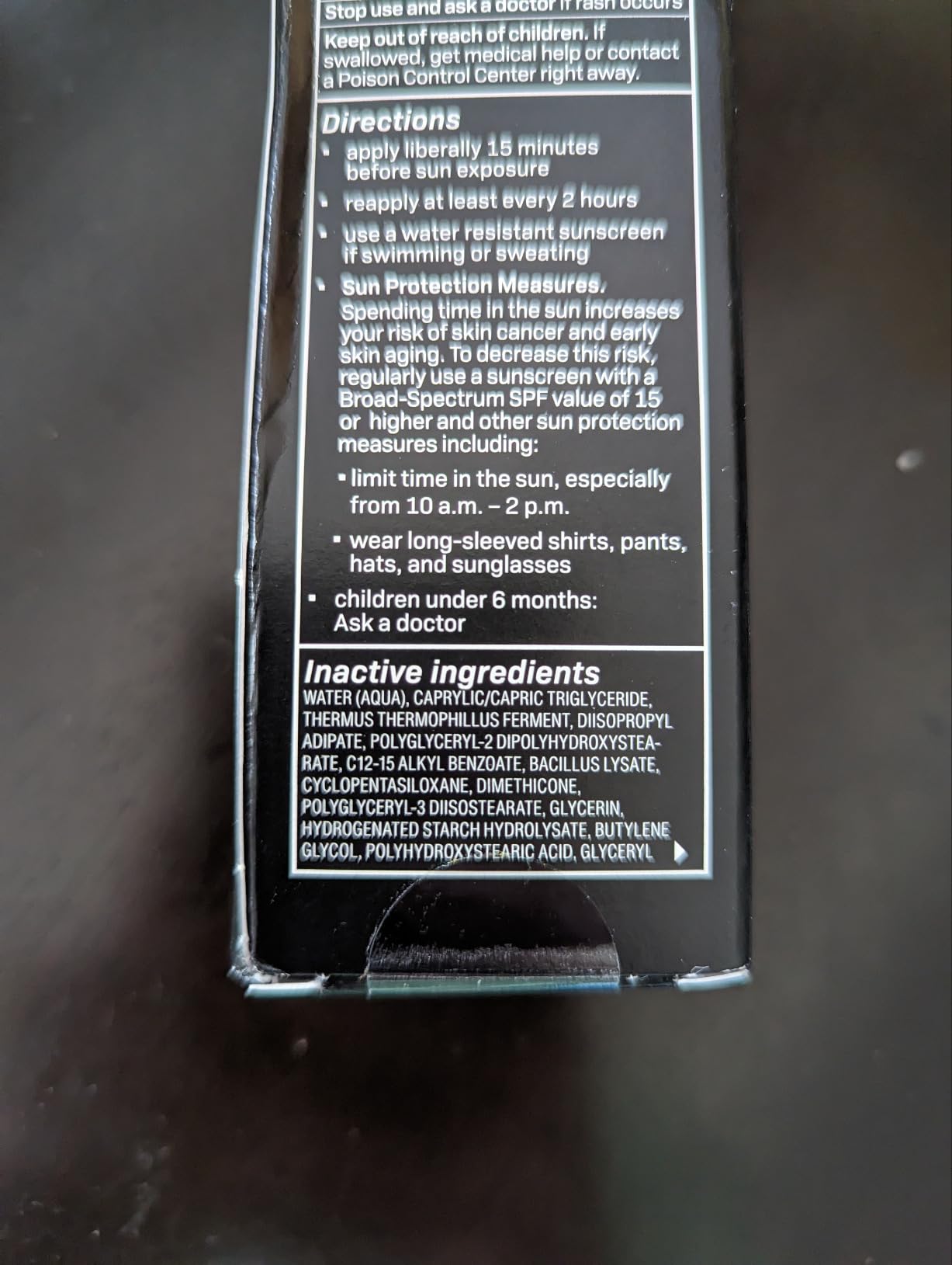 Revision Skincare Intellishade® TruPhysical Clear SPF 50, 100% Mineral Face Sunscreen, Oil-Free Anti-Aging Moisturizer with SPF and Vitamin C, Invisible Sunscreen for Sensitive Skin, 1.7 oz