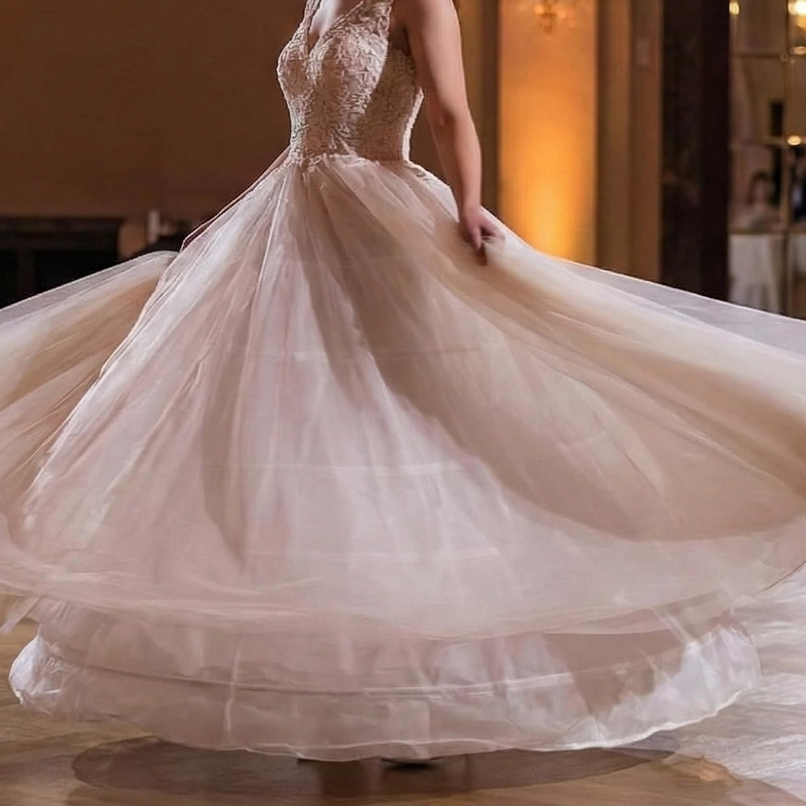 Stabile voluminoso crinolina con struttura a 6 cerchi sottogonna in tulle per abito da sposa e abito da sera Sottogonna in tulle monostrato