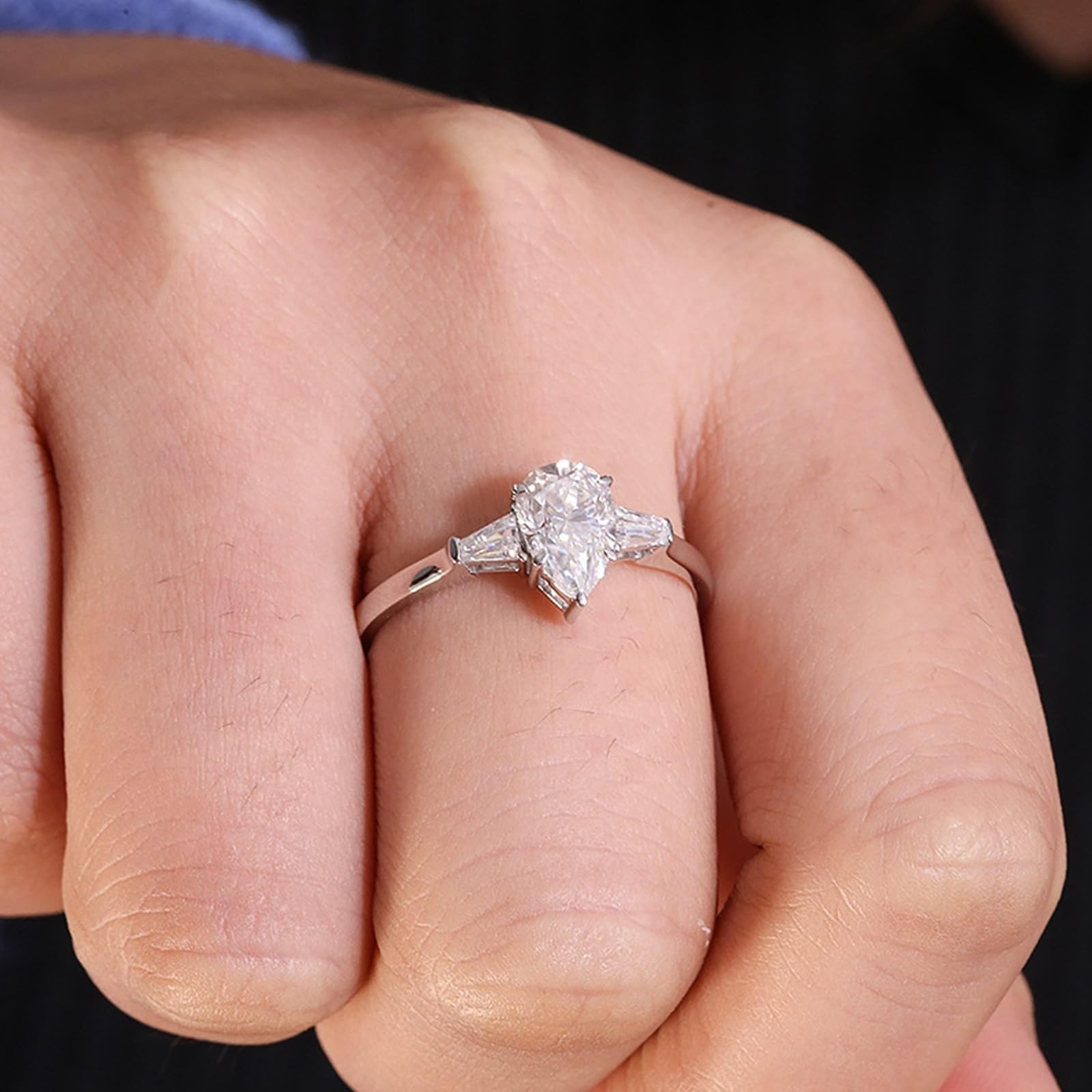 Anillo de compromiso de oro blanco de 14 K/18 K para mujer, pera de moissanita, anillo para mujer, anillo en forma de gota