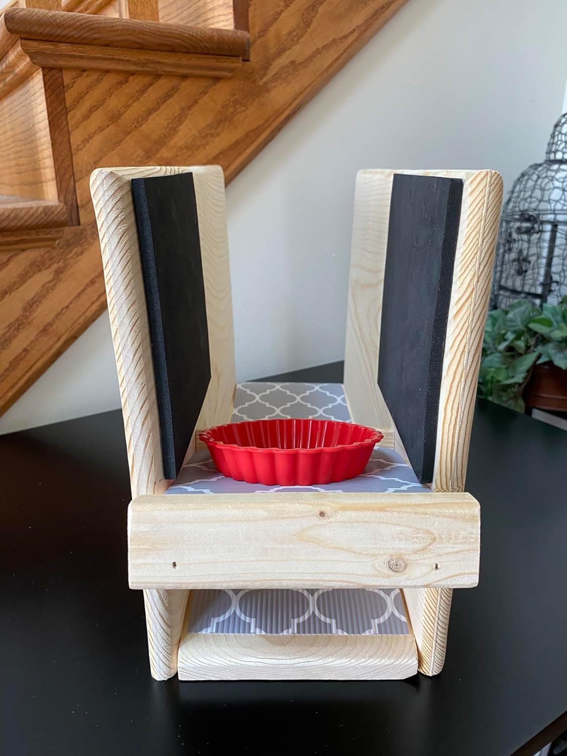 CH Cat Feeder/Feeding Stall/Elevated Feeder/Feeding Stand Station Support for Wobbly Cat/Cats with Cerebellar Hypoplasia (With Foam Bumper Pads)