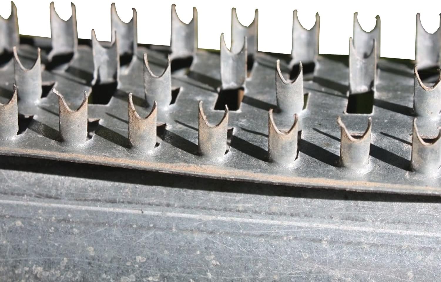 Boss Buck Shark Teeth Deterrent Strips 3 Pack