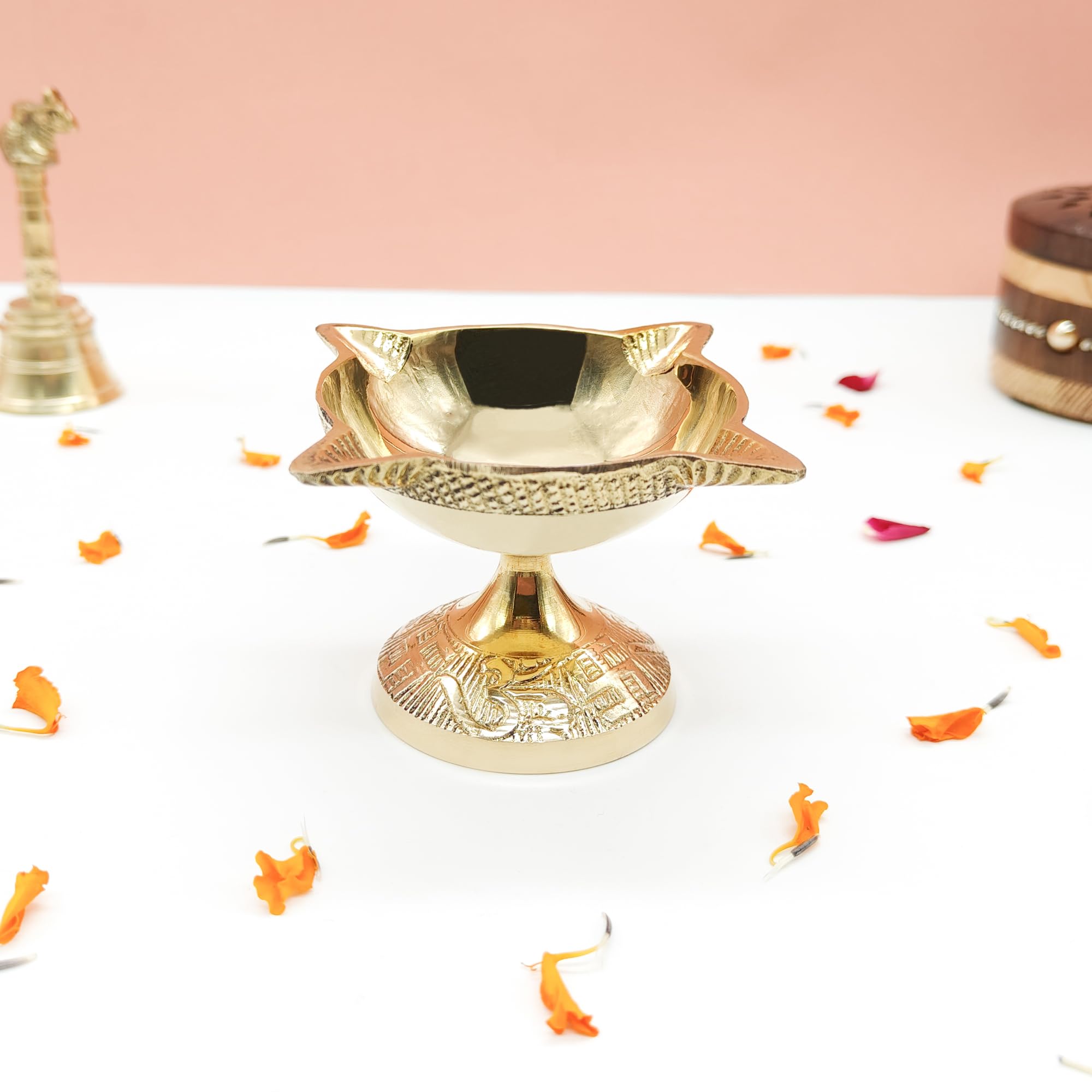 Aura Mart Golden 4 Face Brass Diya For Pooja, Mandir, Diwali Festival Oil Lamp Diya For Daily Pooja/Diwali Pooja Charmukhi Diya For Pooja (Size - 7Cm) Pack Of - 01