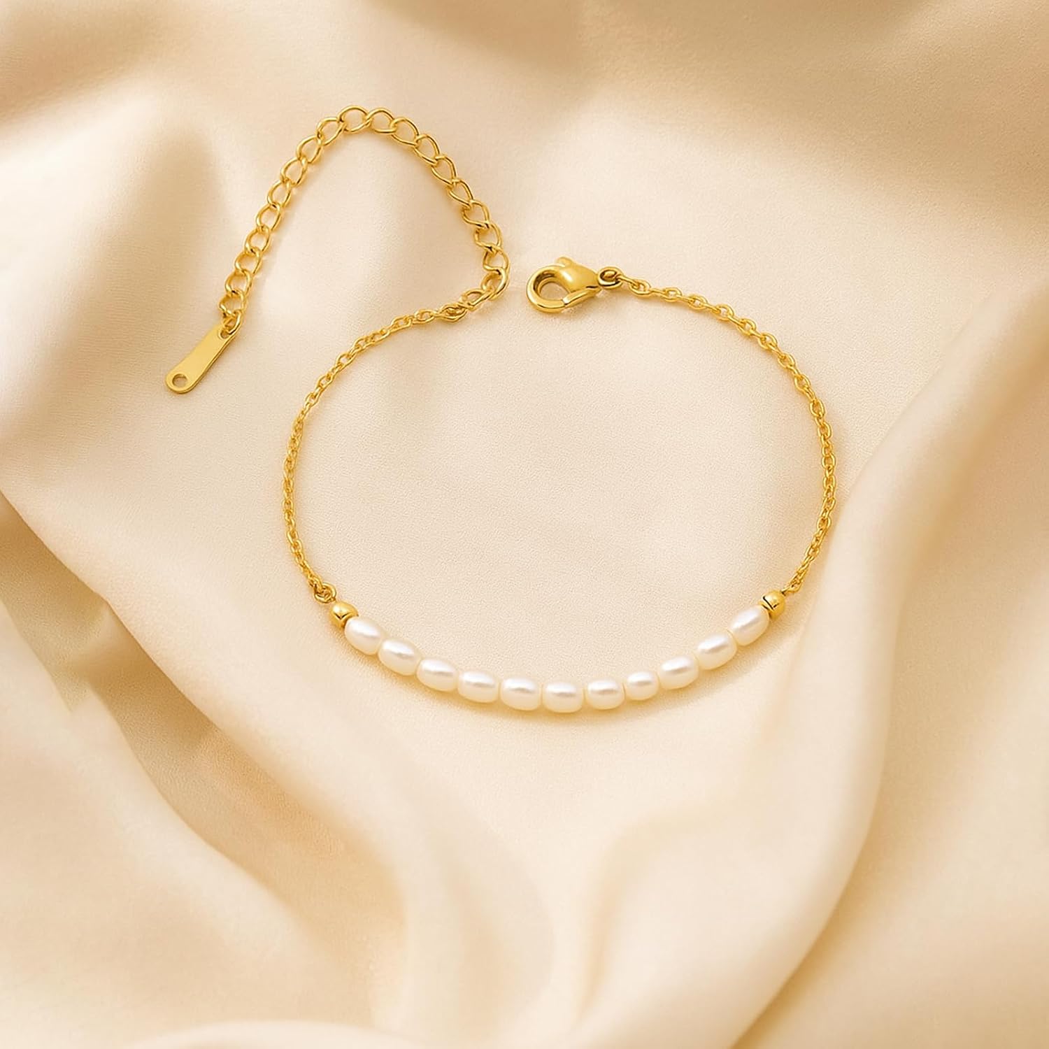 To My Daughter Bracelet, Dainty Pearl Stainless Steel Bracelets Gifts for Daughter/Daughter-in-Law From Mom Birthday Christmas Jewelry Gifts With Card