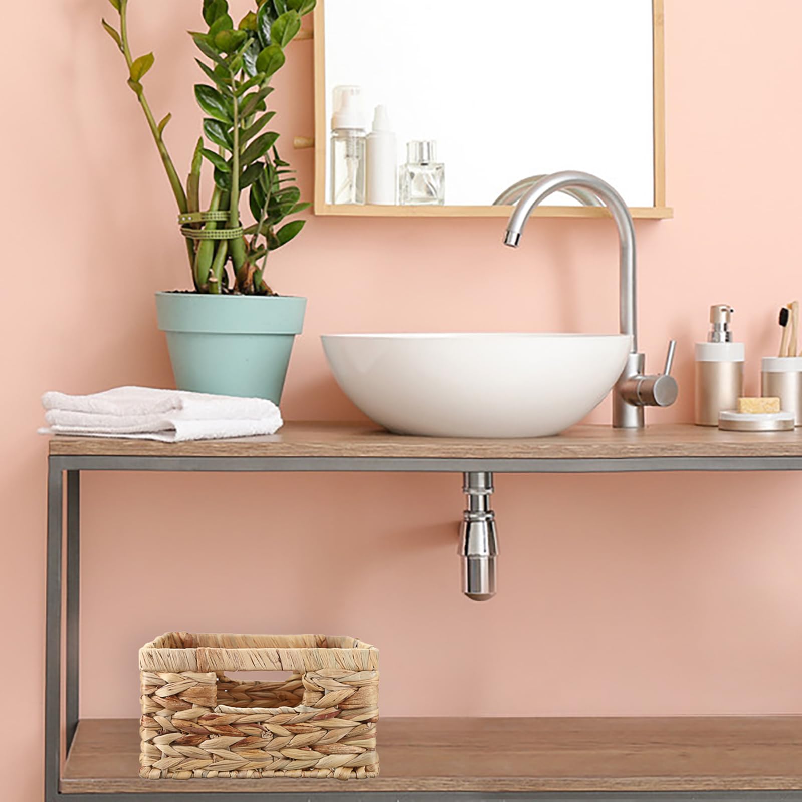 Panier en osier, panier en jacinthe d'eau avec poignées intégrées, panier de rangement en osier pour l'organisation, taille M ;