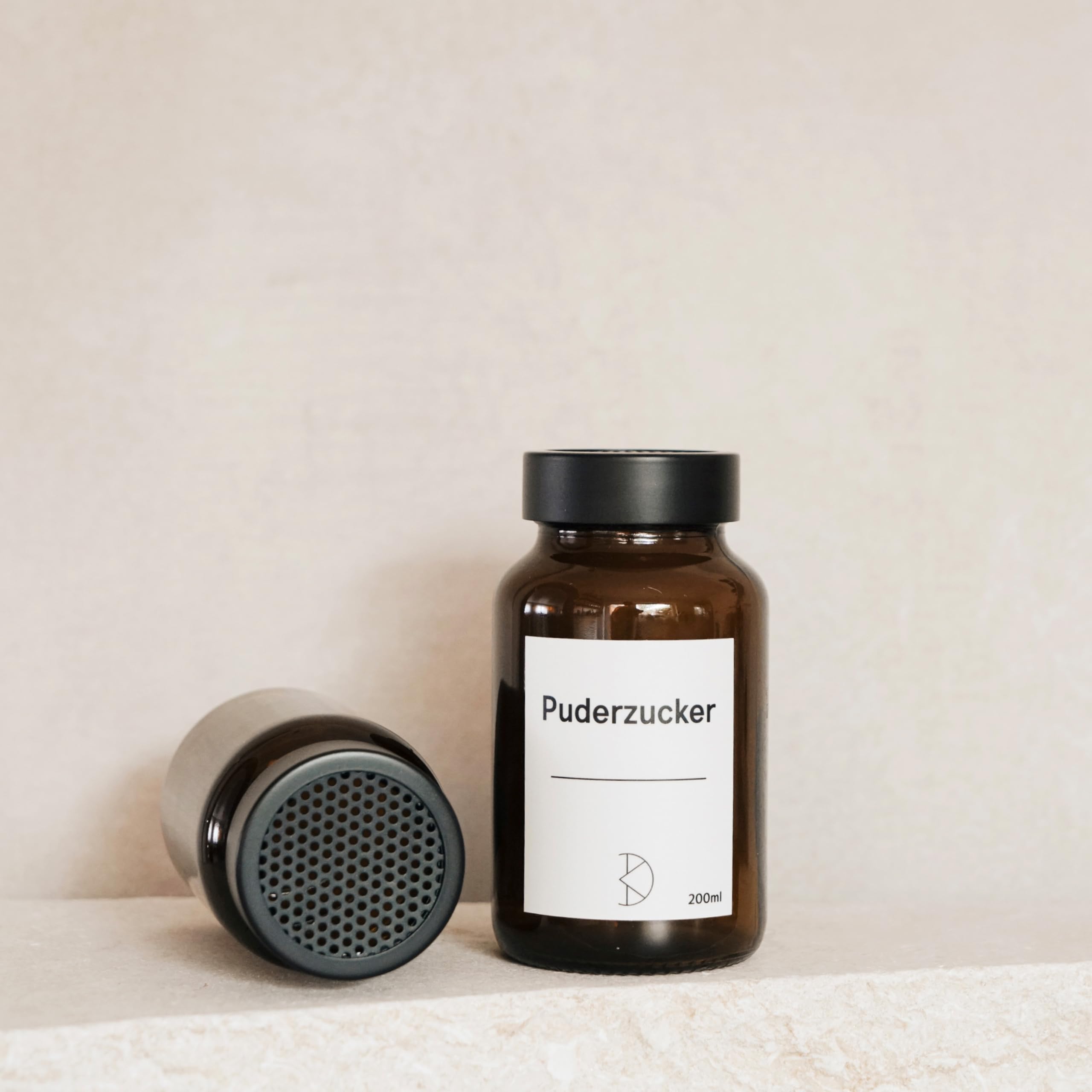 Espolvoreador de cacao y azúcar en polvo, cristal marrón con accesorio de acero inoxidable, dosificador de cacao, canela y azúcar en polvo, 200 ml, 2 unidades con pegatinas