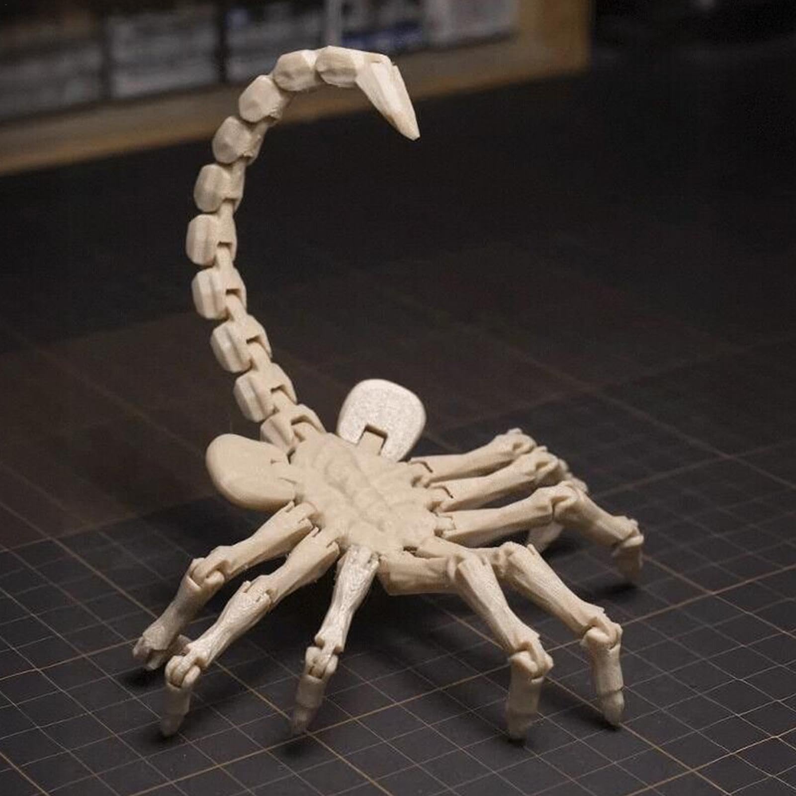 Amazon.co.jp: Euyehn Facehugger アクションフィギュア、 プリント