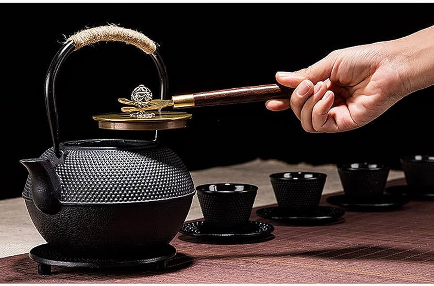 鉄瓶セット Amazon｜岩鋳 Iwachu 鉄瓶兼用急須 5型新アラレセット 黒焼付