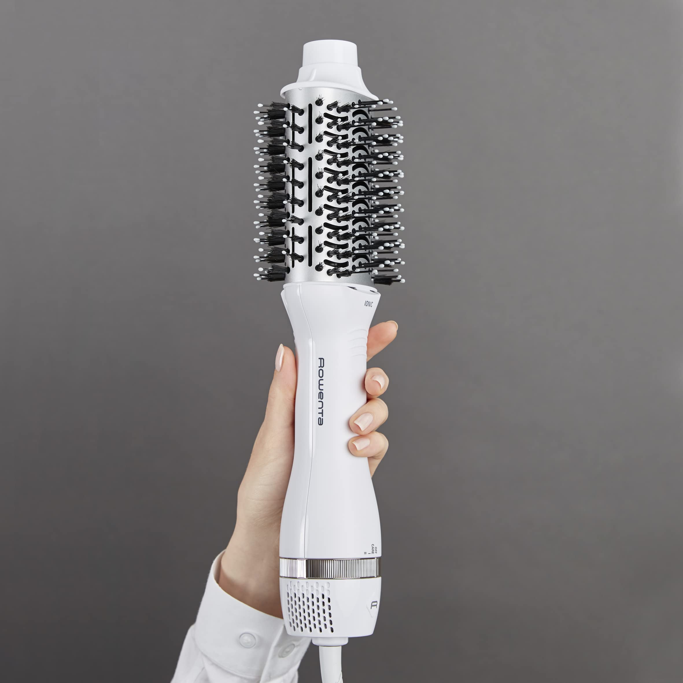 Rowenta Volumizer Heizbürste, entfernt die Wurzeln, trocknet und stylt gleichzeitig, erhöht das natürliche Volumen der Haare, ovale Bürste XL für ein hocheffizientes Styling CF6130F0