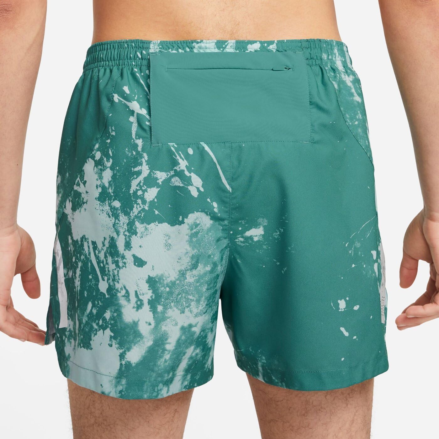 Nike Dri-FIT Run Division Stride Men's 4'' Brief-Lined Running Shorts (US, Alpha, Medium, Regular, Short, Mineral Teal)