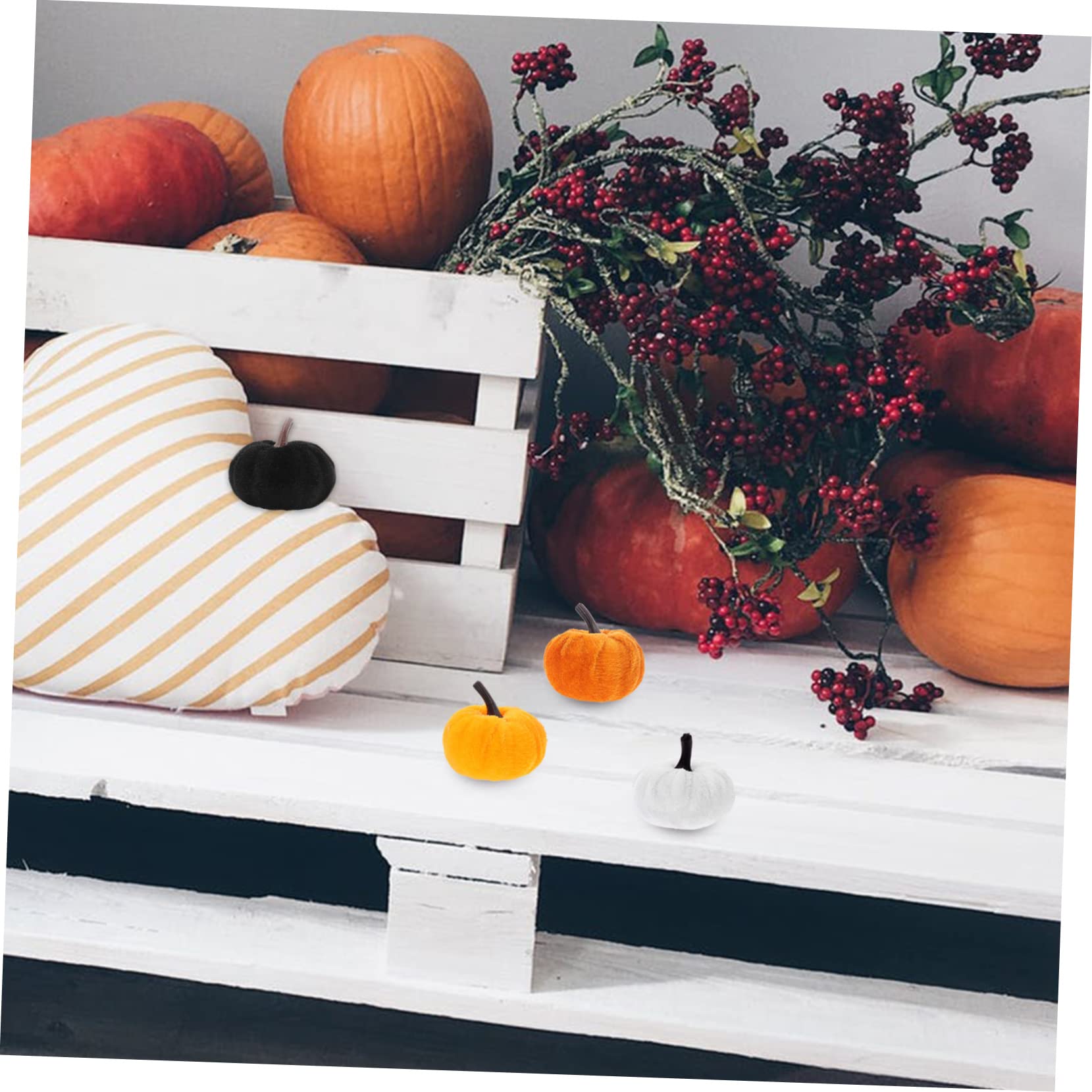 PRETYZOOM 30stücke Künstliche Kürbis Ornamente Bunte Simulation Kürbisse Für Herbstdeko Halloween Thanksgiving Dekorative Accessoires Weiß Orange-rot Gelb Und Schwarz