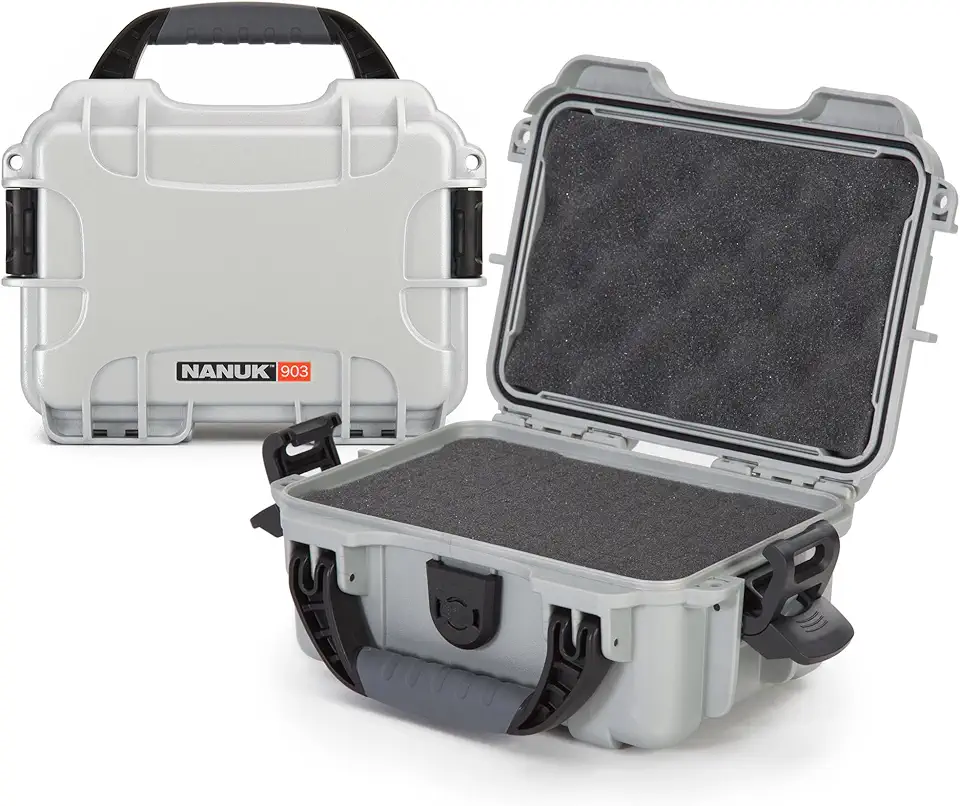 Nanuk 903 Capa rígida pequena à prova d'água com inserção de espuma 23 cm x 17 cm x 9,7 cm - Prata