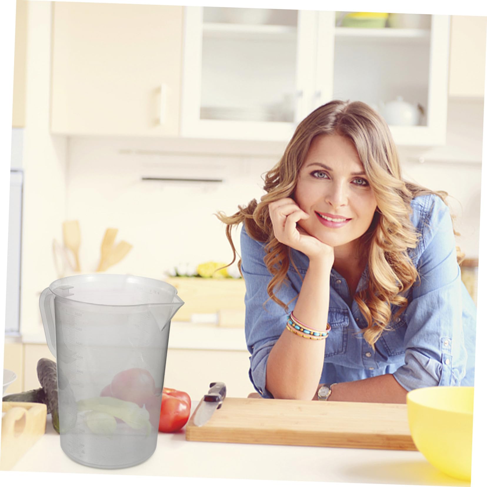 Gatuida Brocca Graduata 5000ml in Plastica Trasparente Manico, Misurino da Cucina Durevole e Resistente al Calore, Tazza Misuratrice Multifunzionale per Uso Domestico e Professionale