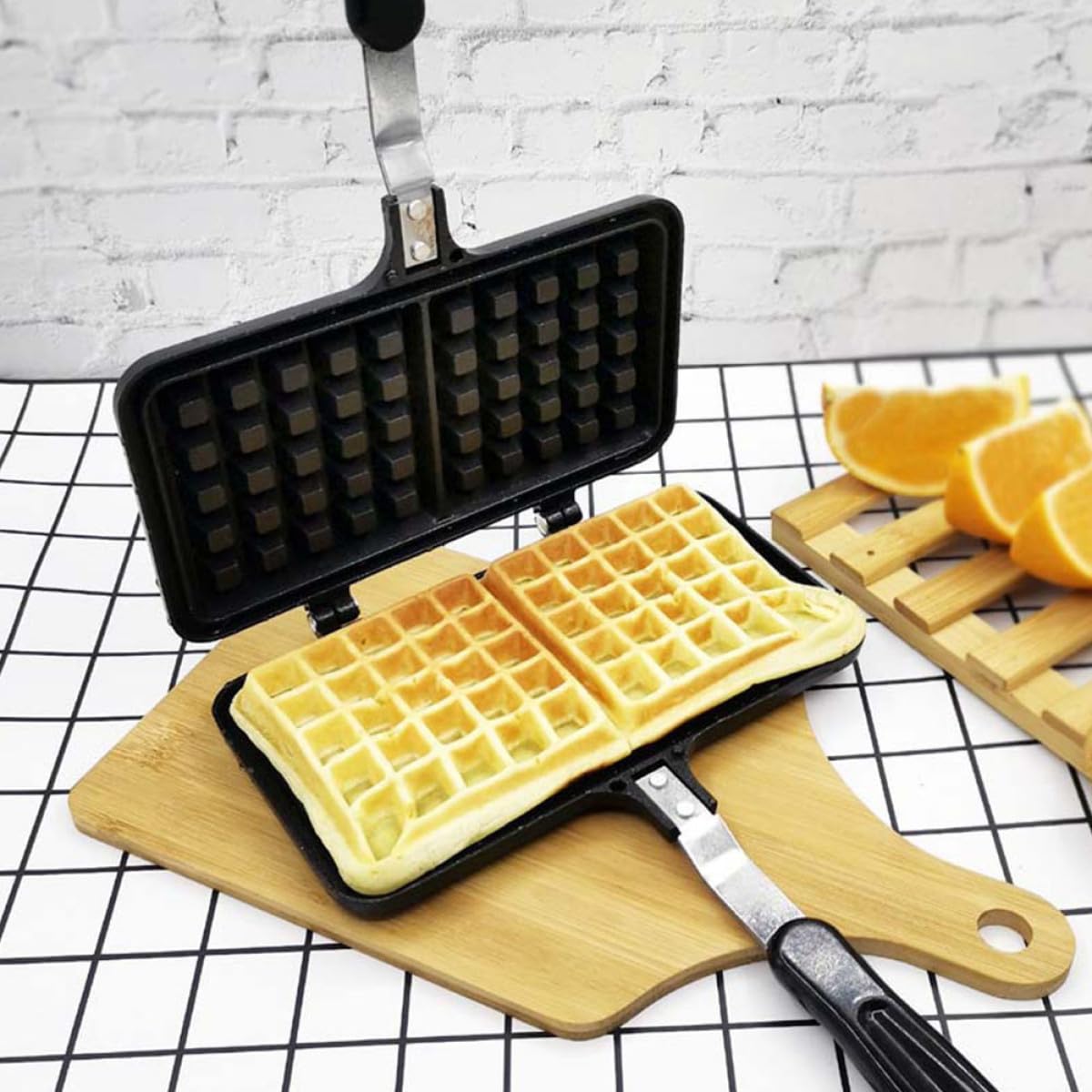 Stampo per Waffles Nero in Alluminio Pressofuso per Forno | Facile da Pulire, Modulo da Cucina per Preparazioni Fai da Te, Uso su Gas