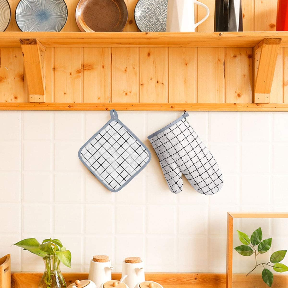 Oven Mitts and Potholders BBQ Gloves-Oven Mitts and Pot Holders with Recycled Infill Silicone Non-Slip Cooking Gloves for Cooking Baking Grilling (4-Piece Set) (White) - Image 6