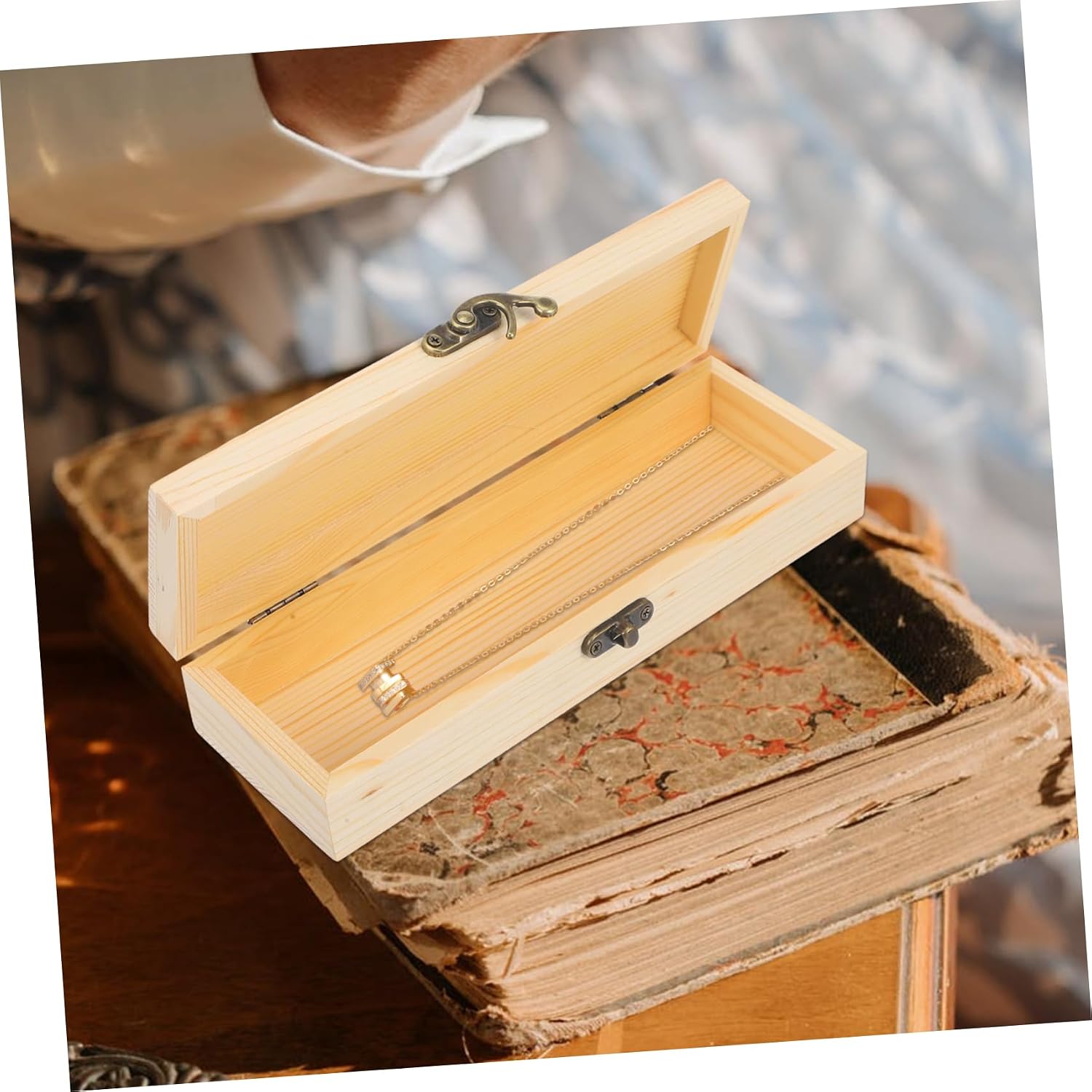 HOMSFOU Wood Jewelry Container with Lock, Rectangular DIY Gift Box image 4