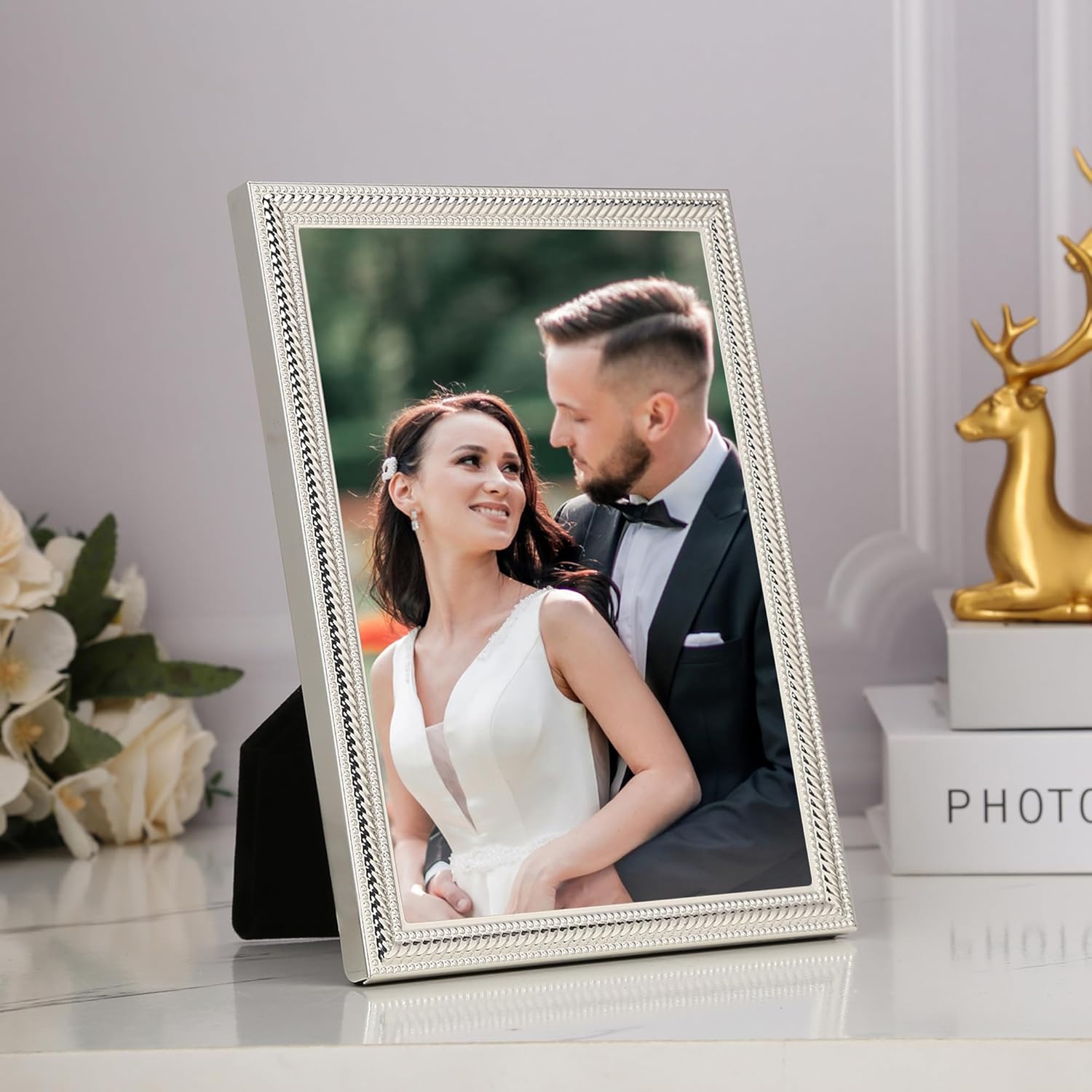 YiPinYin Classy Silver Plated 5x7'' Picture Frame 2 Pack,Delicate braided pattern Metal Frame with Real Glass & Velvet Backing,Hi End Classy Silver Frame 7x5'' for Tabletop Display or Wall Mounting