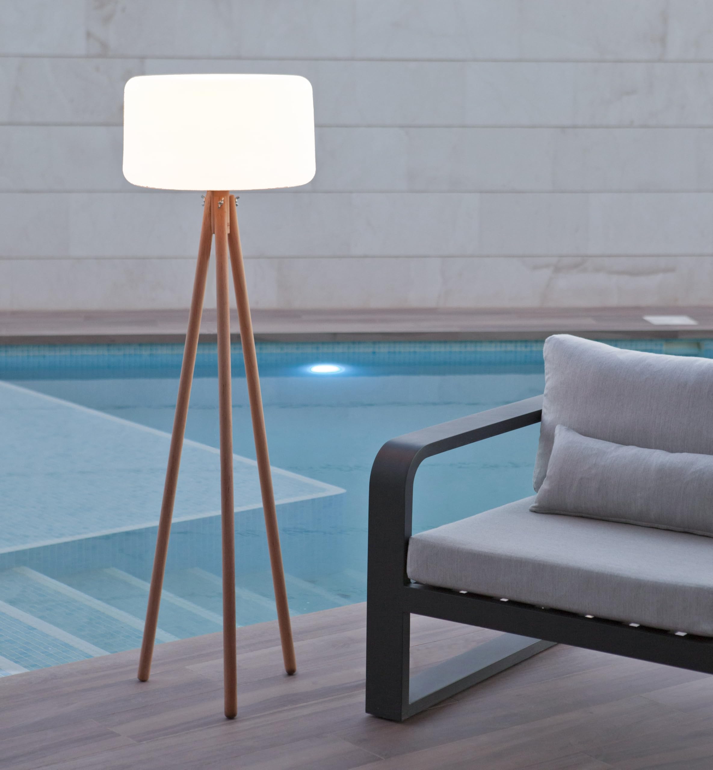 CHLOE-Lámpara de pie para exteriores trípode LED RGB Solar Inalámbrico Madera/Polietileno H140cm Blanco New Garden