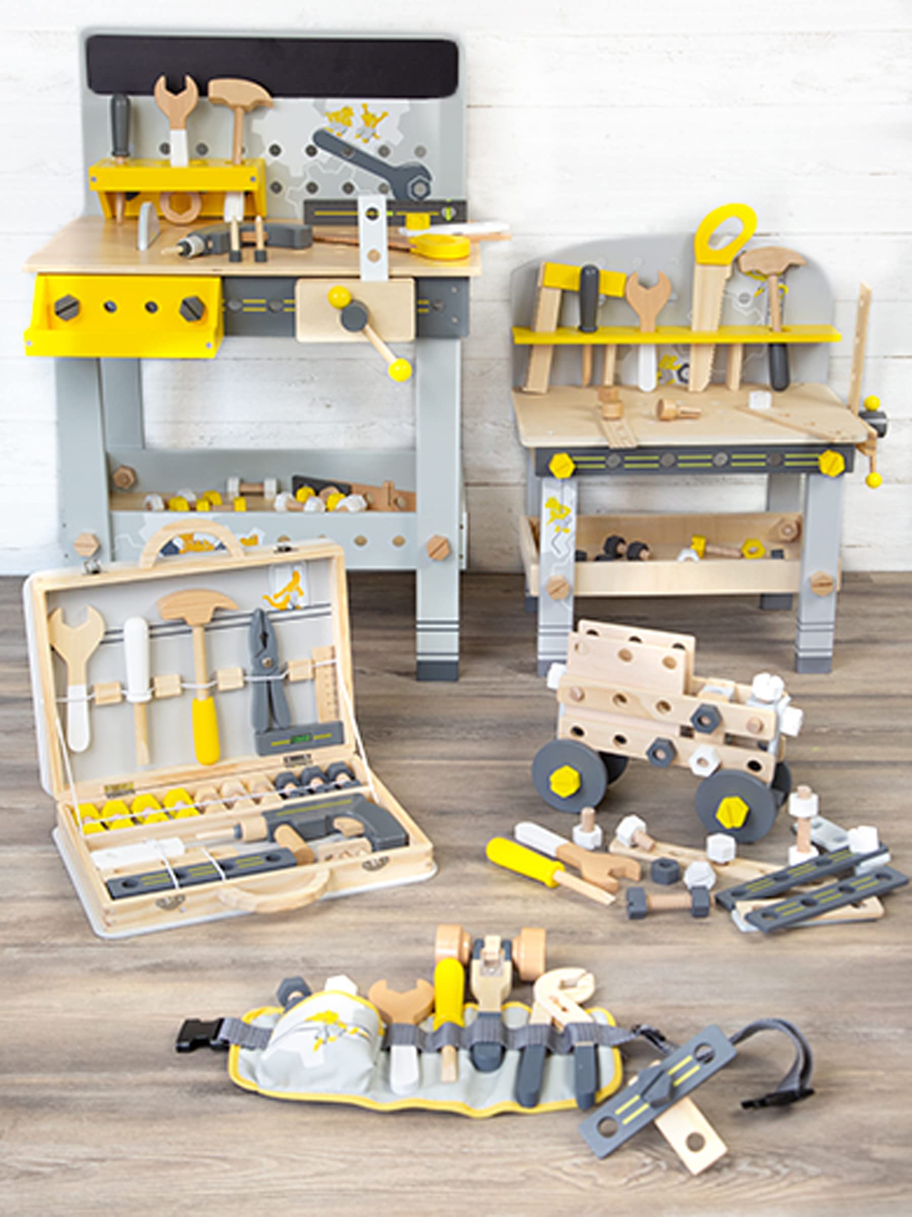 Small Foot Etabli Miniwob Compact en Bois, avec de Nombreux Accessoires et Jeu de vis, pour Enfants 3 +, 11805