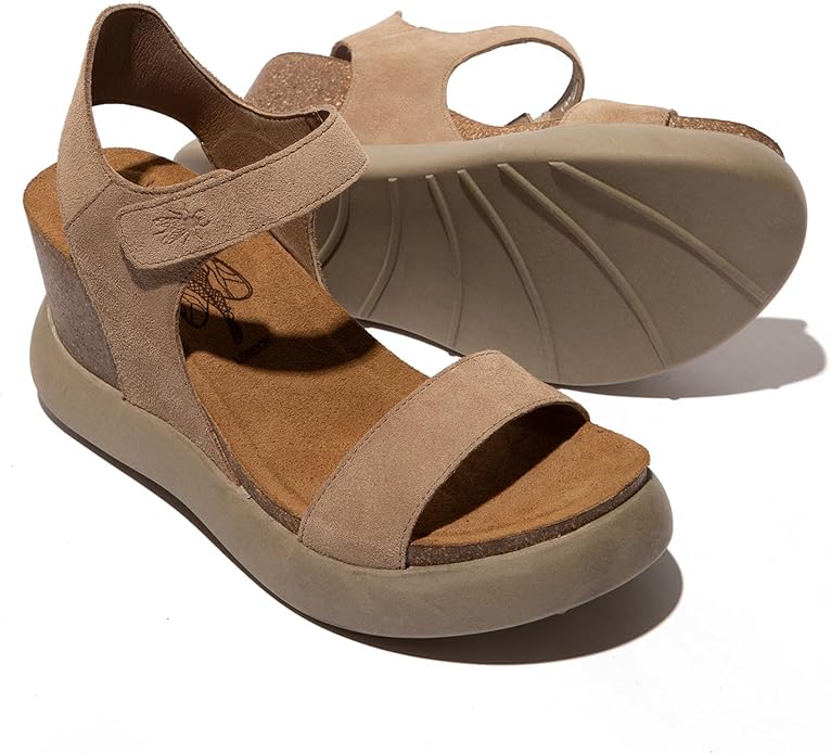 Amazon.com | FLY LONDON Women's GOGO967FLY Wedge Sandal
