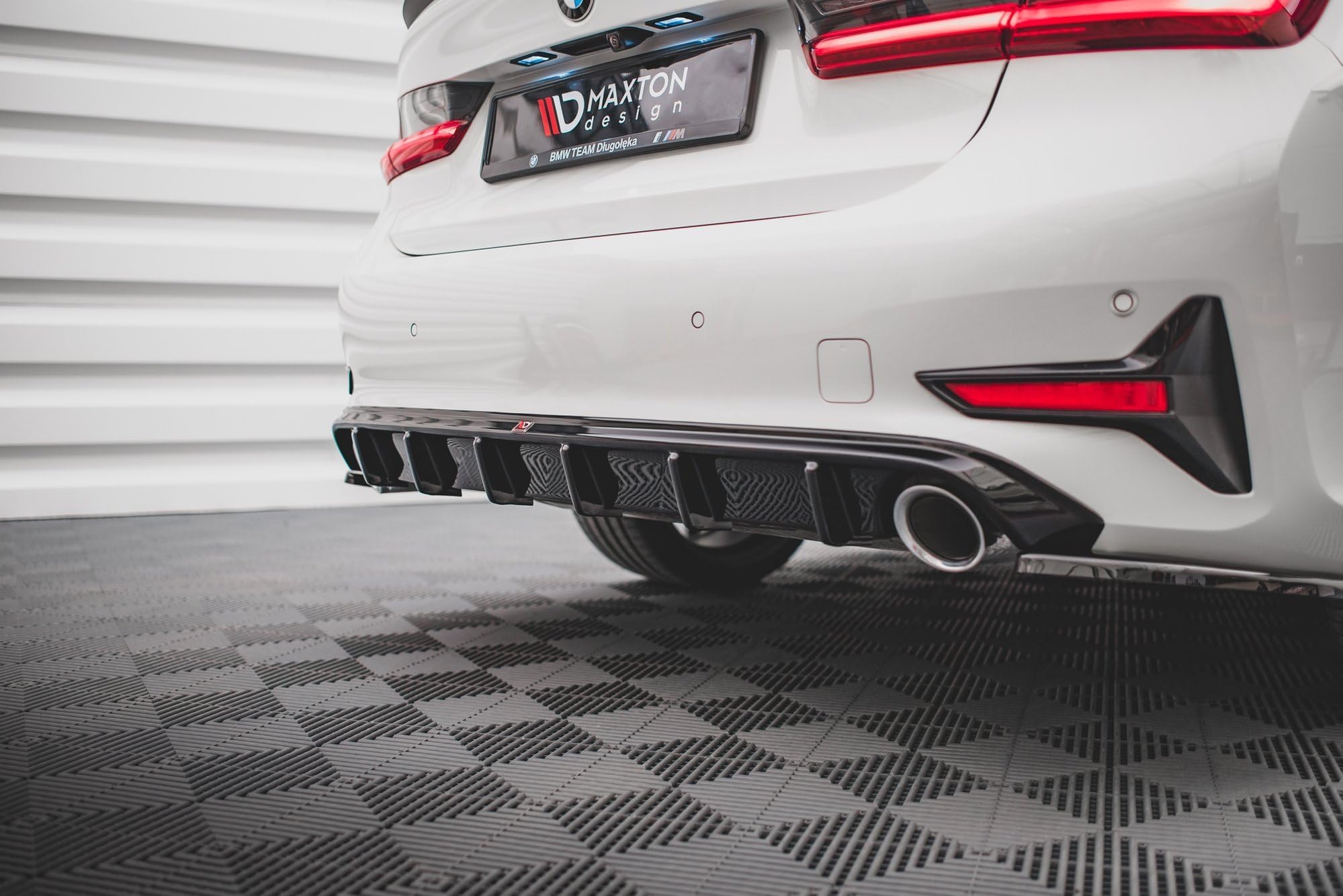 Maxton Design Heckdiffusor für BMW 3er G20 / G21 Standard Hochglanz schwarz