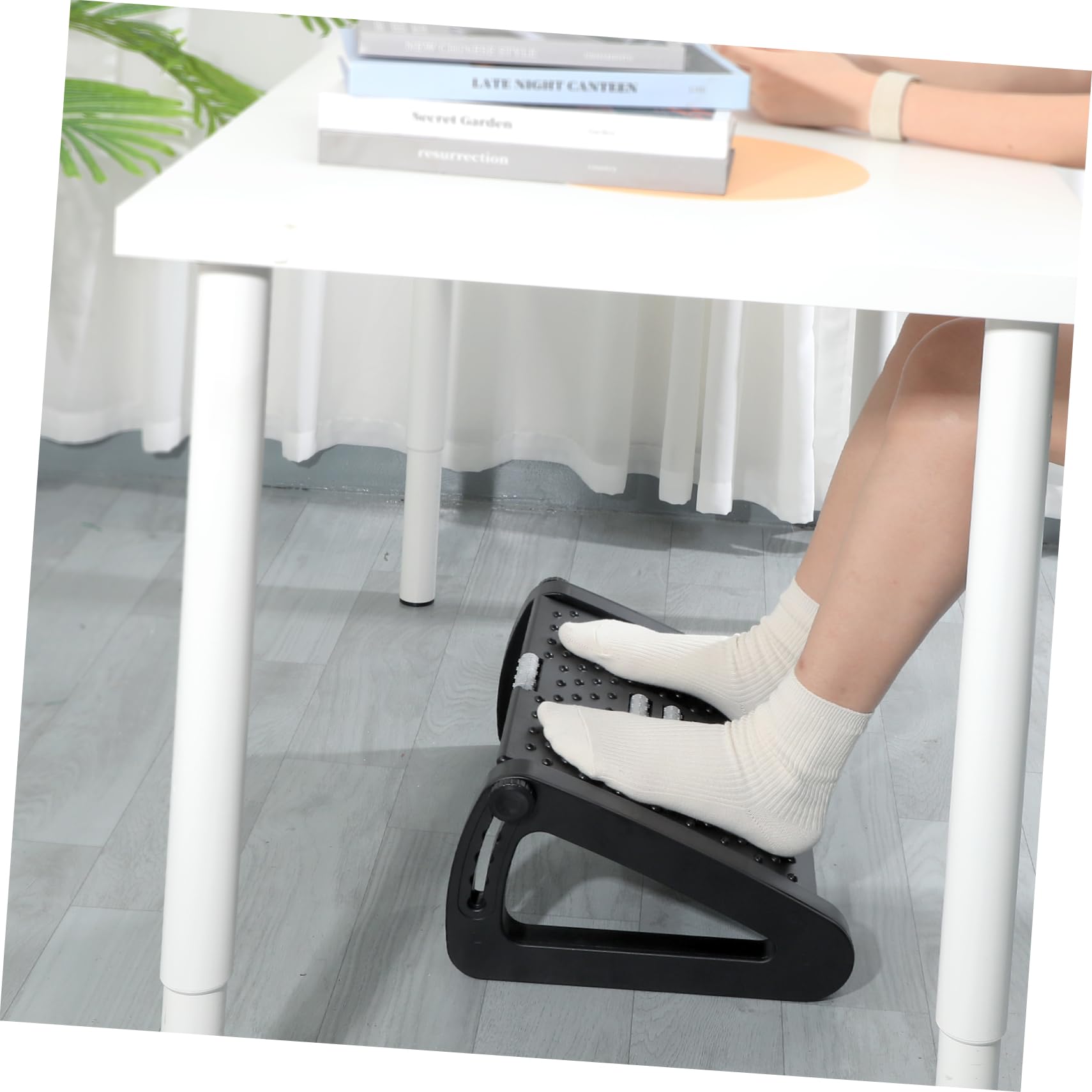 Poggiapiedi da Ufficio Nero con Angolo Inclinabile e Rullo Massaggio | Abs Pp Ferro, Design Semplice e Moderno, Uso per Casa e Ufficio, Supporto Confortevole Sotto Scrivania