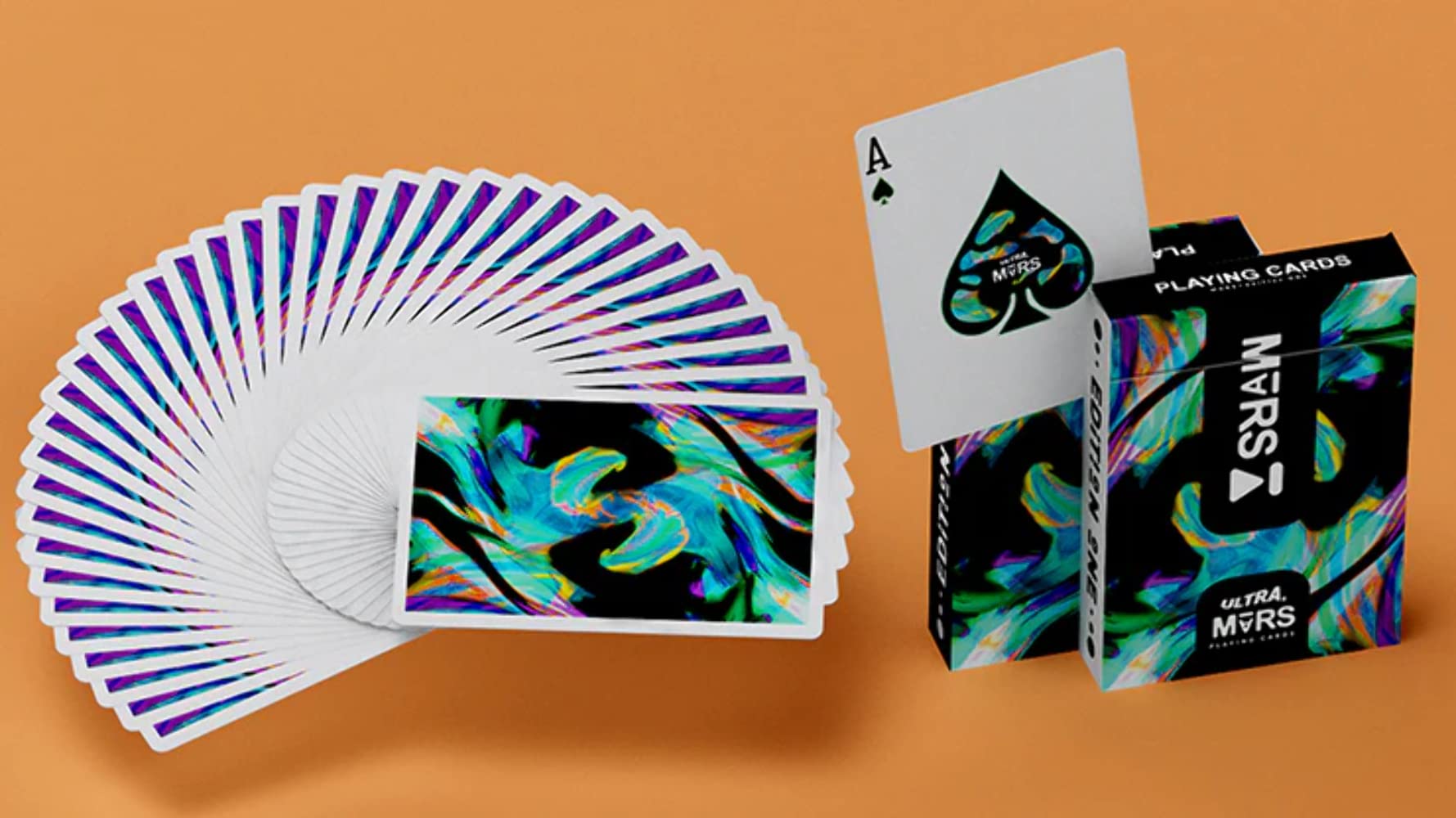 トランプ GEMINI Holographic Gilded Ultra Mars Amazon.com: Ultra Mars Playing Cards by Gemini : Toys & Games